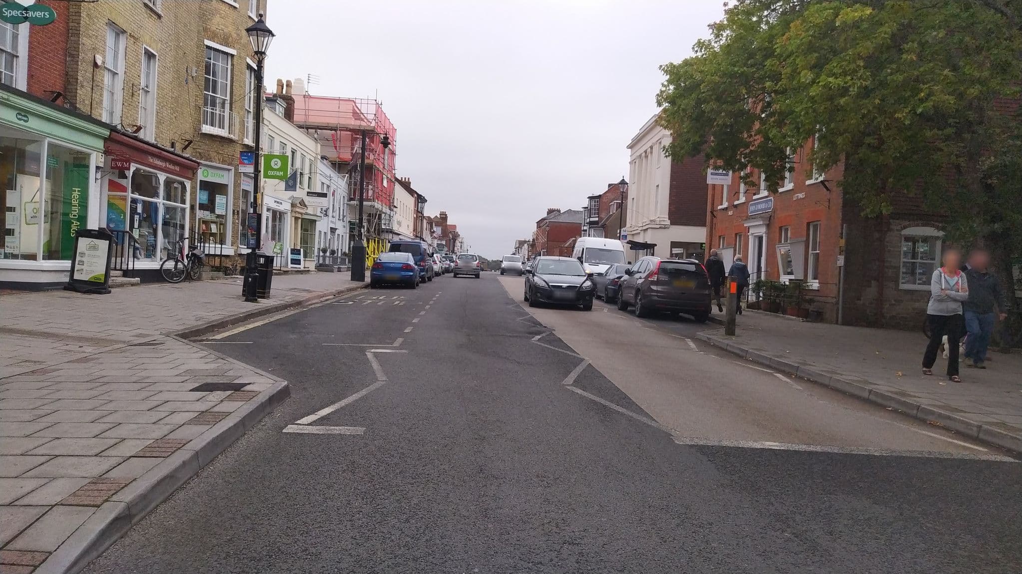 Street view near New Forest Cottages, Lymington — © noid (CC BY-SA · Mapillary)