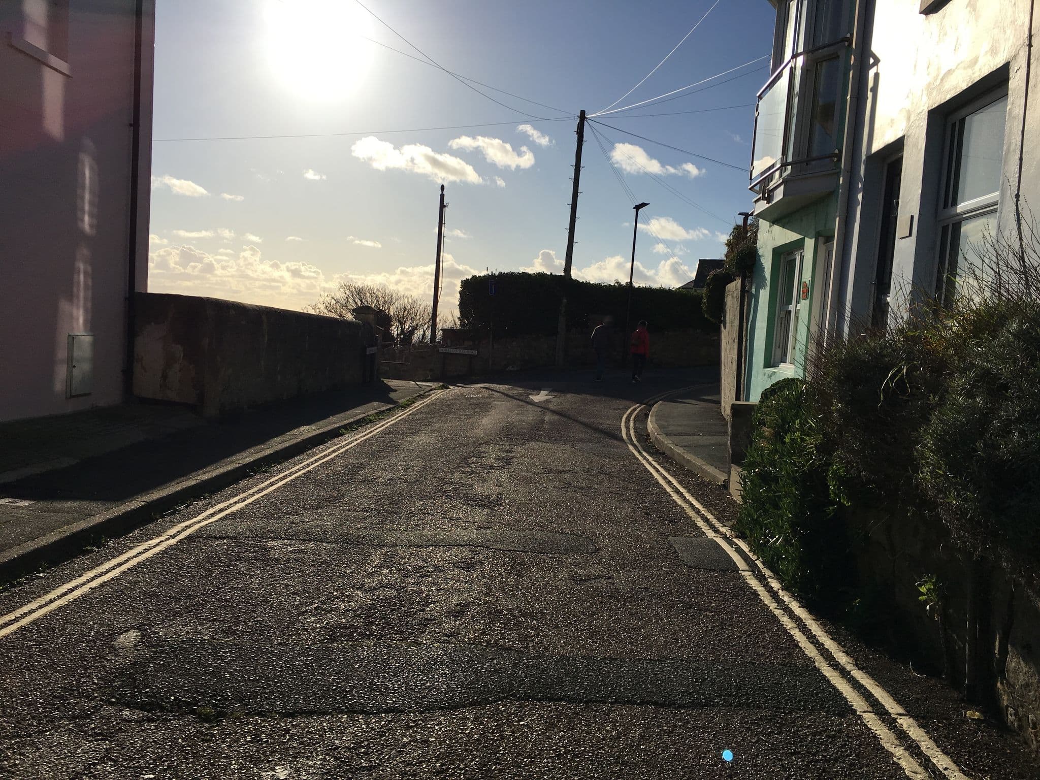 Street view near The Salt Pot, Ventnor — © powcom (CC BY-SA · Mapillary)