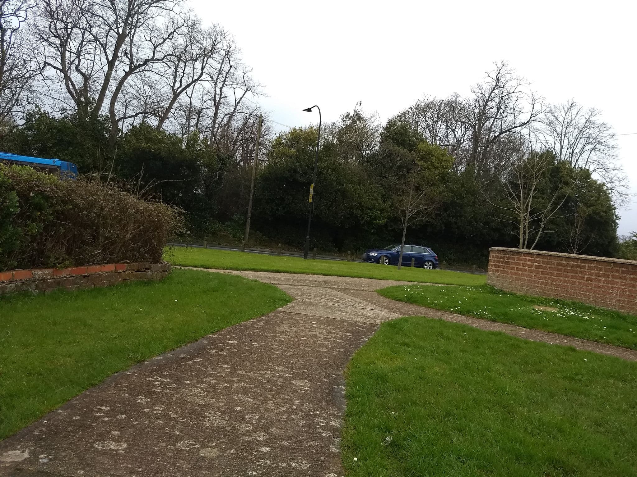 Street view near Stonelands House, Ryde — © mappernerd (CC BY-SA · Mapillary)