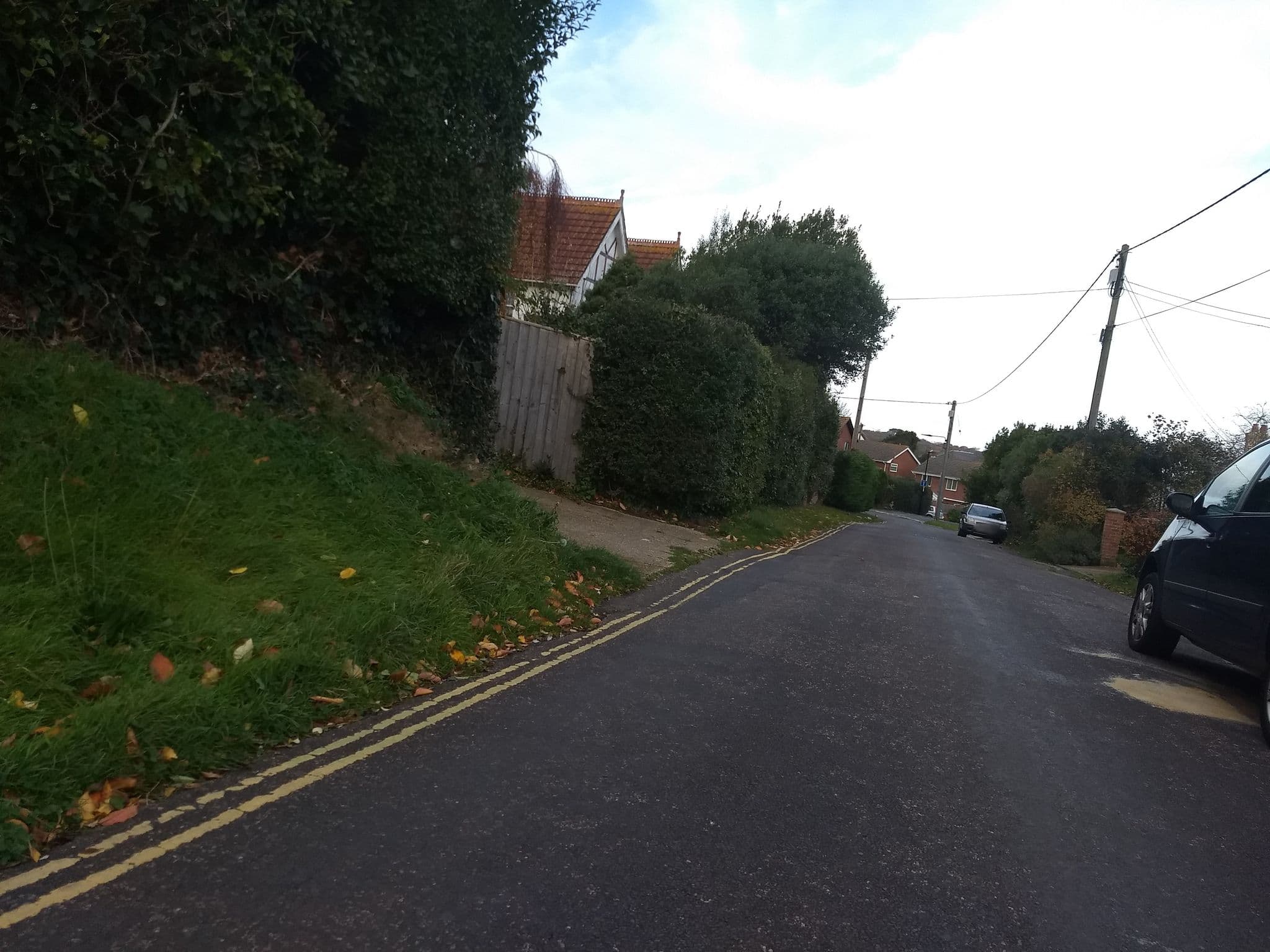 Street view near Ruskin Lodge, Freshwater — © mappernerd (CC BY-SA · Mapillary)