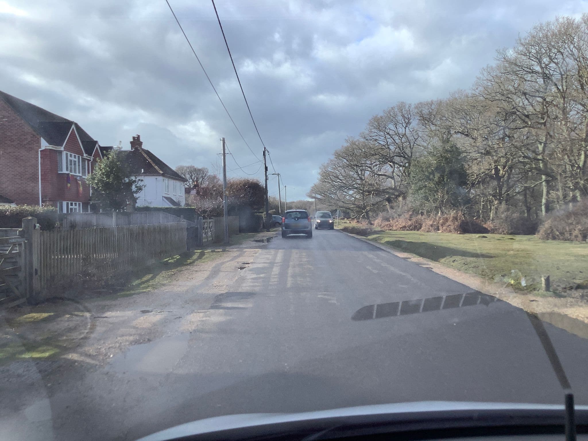 Street view near Lawn Lodge, Brockenhurst — © iced (CC BY-SA · Mapillary)