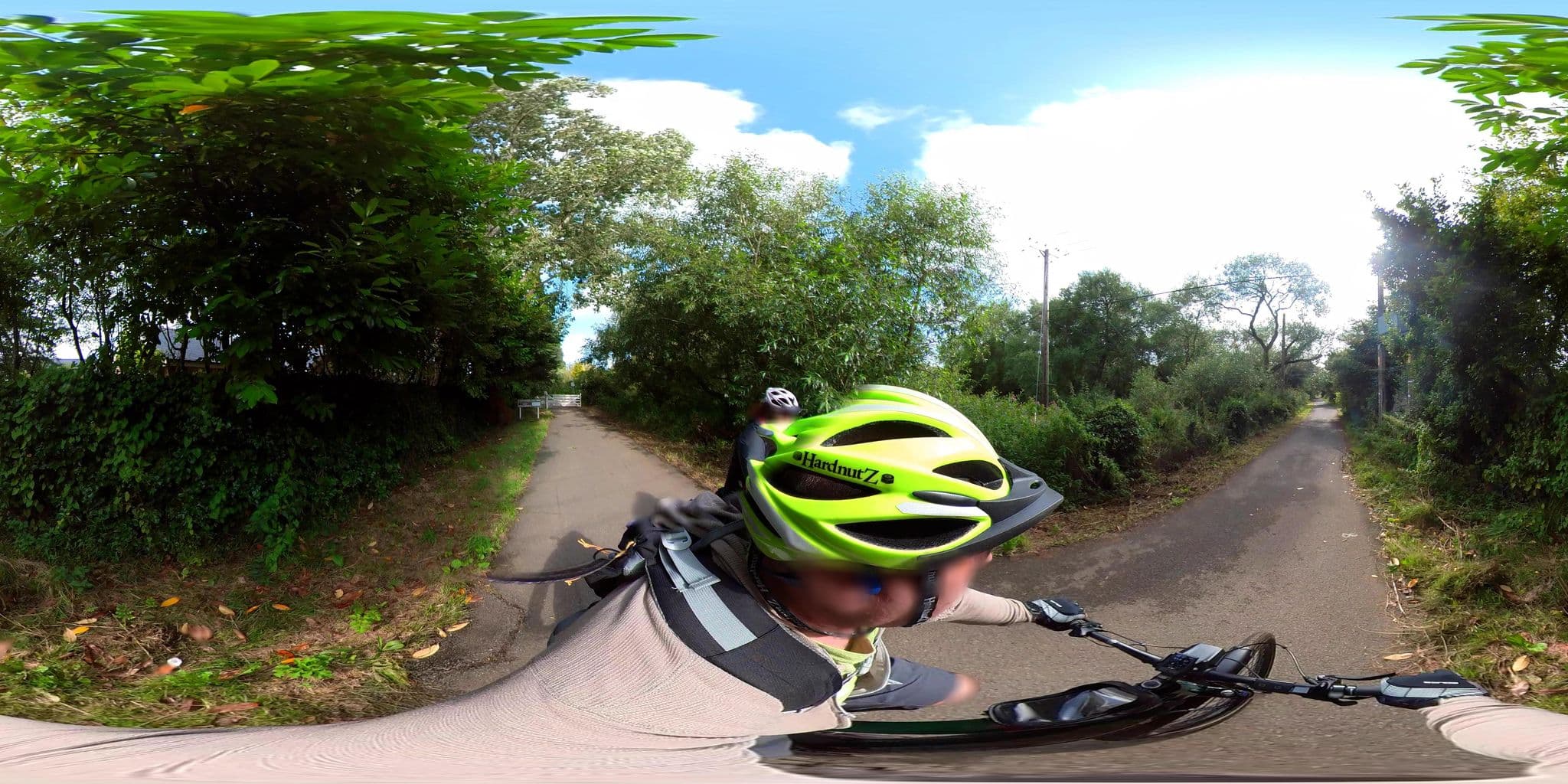 Street view near Rosemary Cottage, Sandown — © jkingsleya (CC BY-SA · Mapillary)