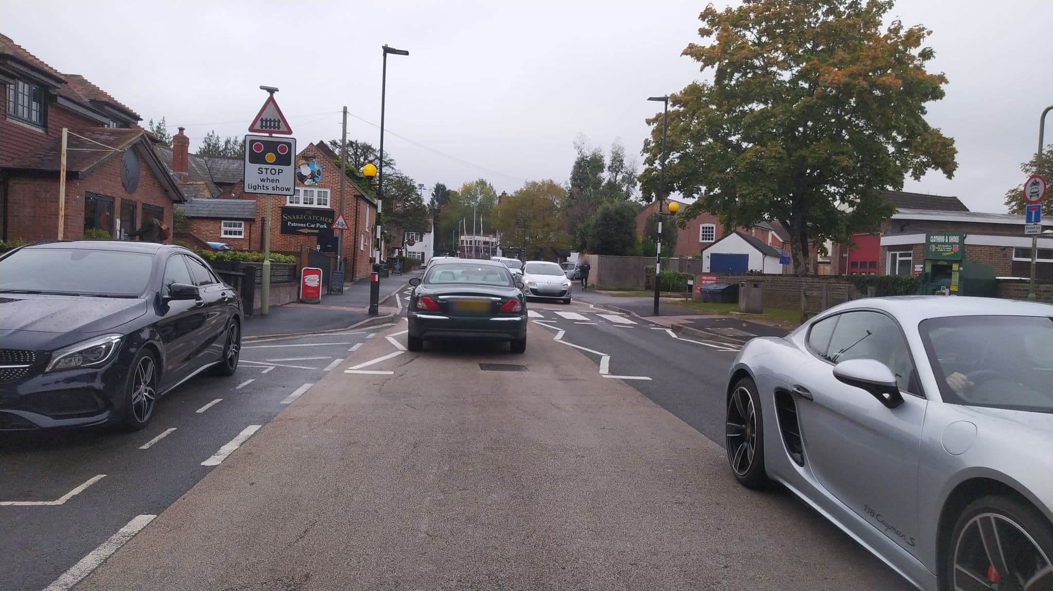 Street view near The Blacksmith's House, Brockenhurst — © noid (CC BY-SA · Mapillary)