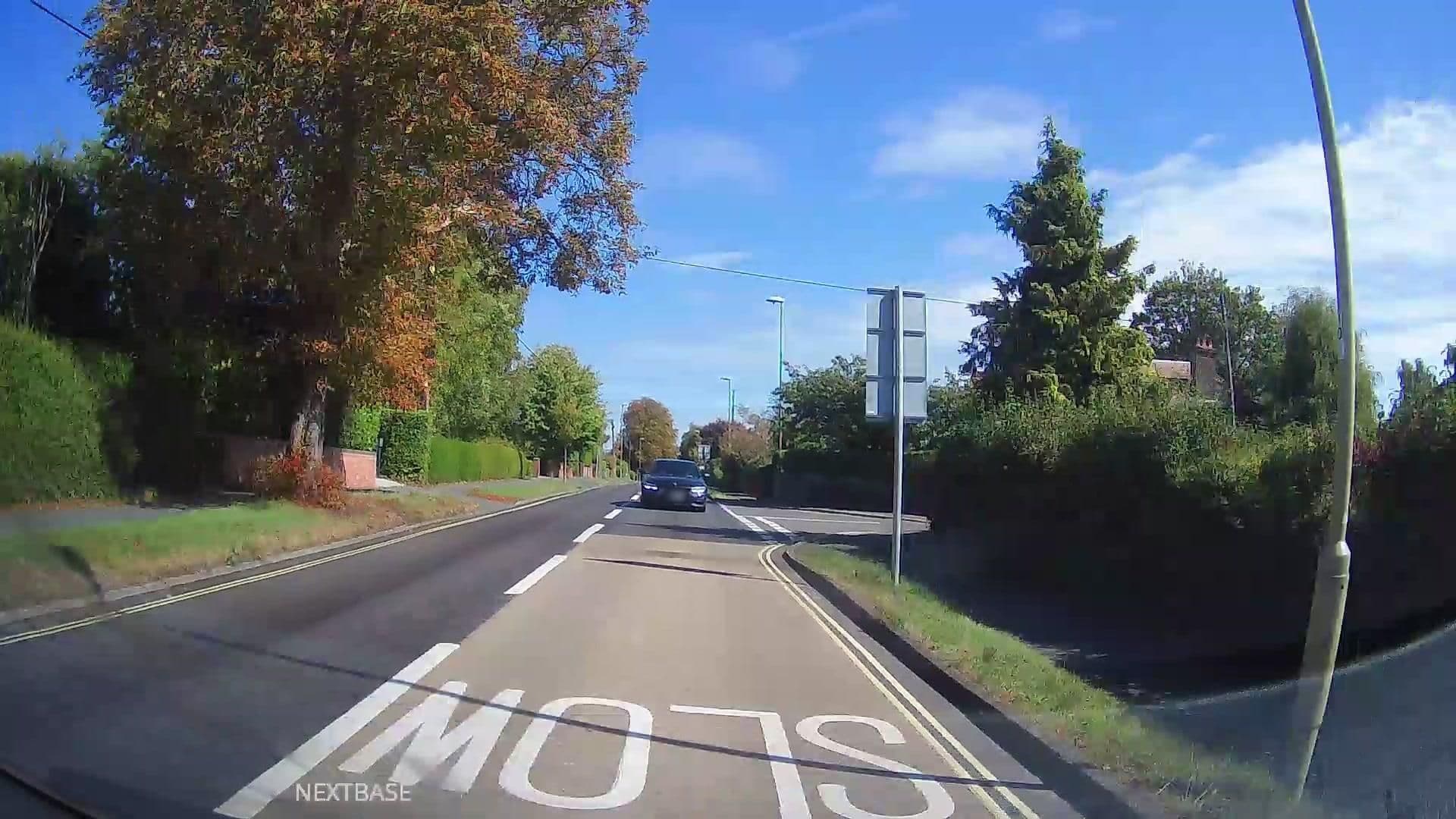 Street view near Flowerdews Boutique Bed and Breakfast, Winchester — © swinetown (CC BY-SA · Mapillary)