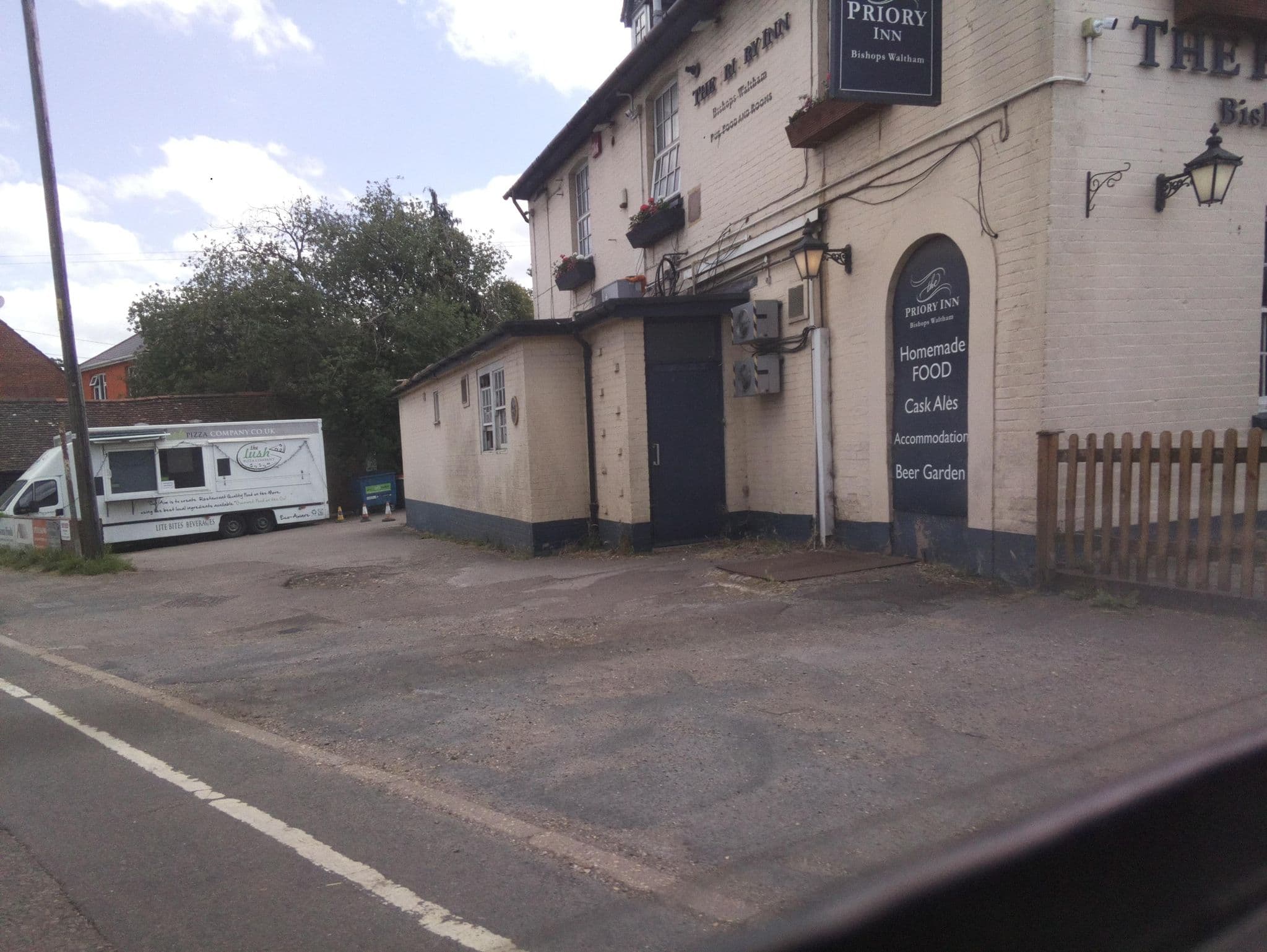 Street view near Brent Villa B&B, Bishops Waltham — © southglos (CC BY-SA · Mapillary)