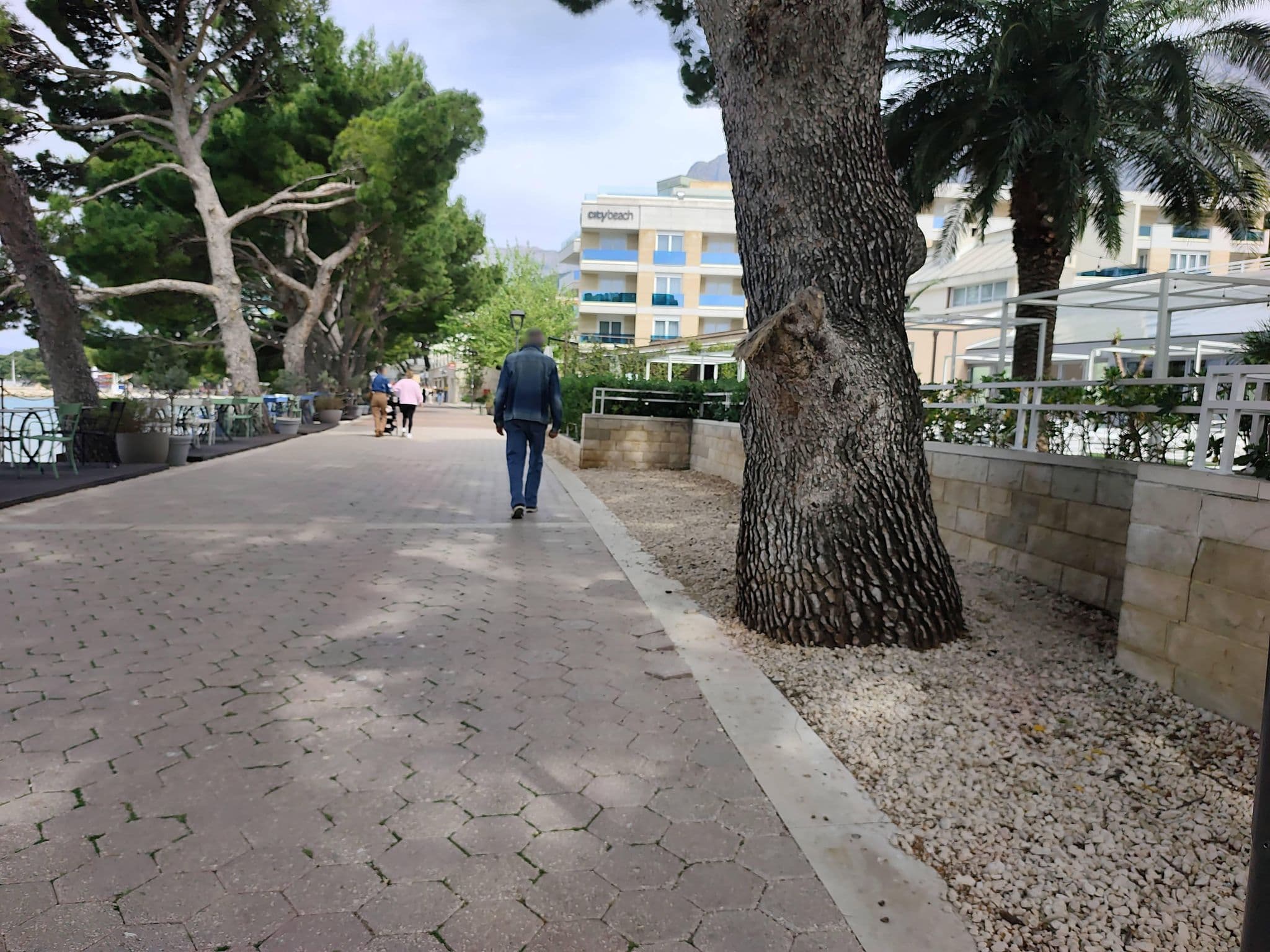 Street view near Valamar Meteor Hotel, Makarska — © Duro (CC BY-SA · Mapillary)