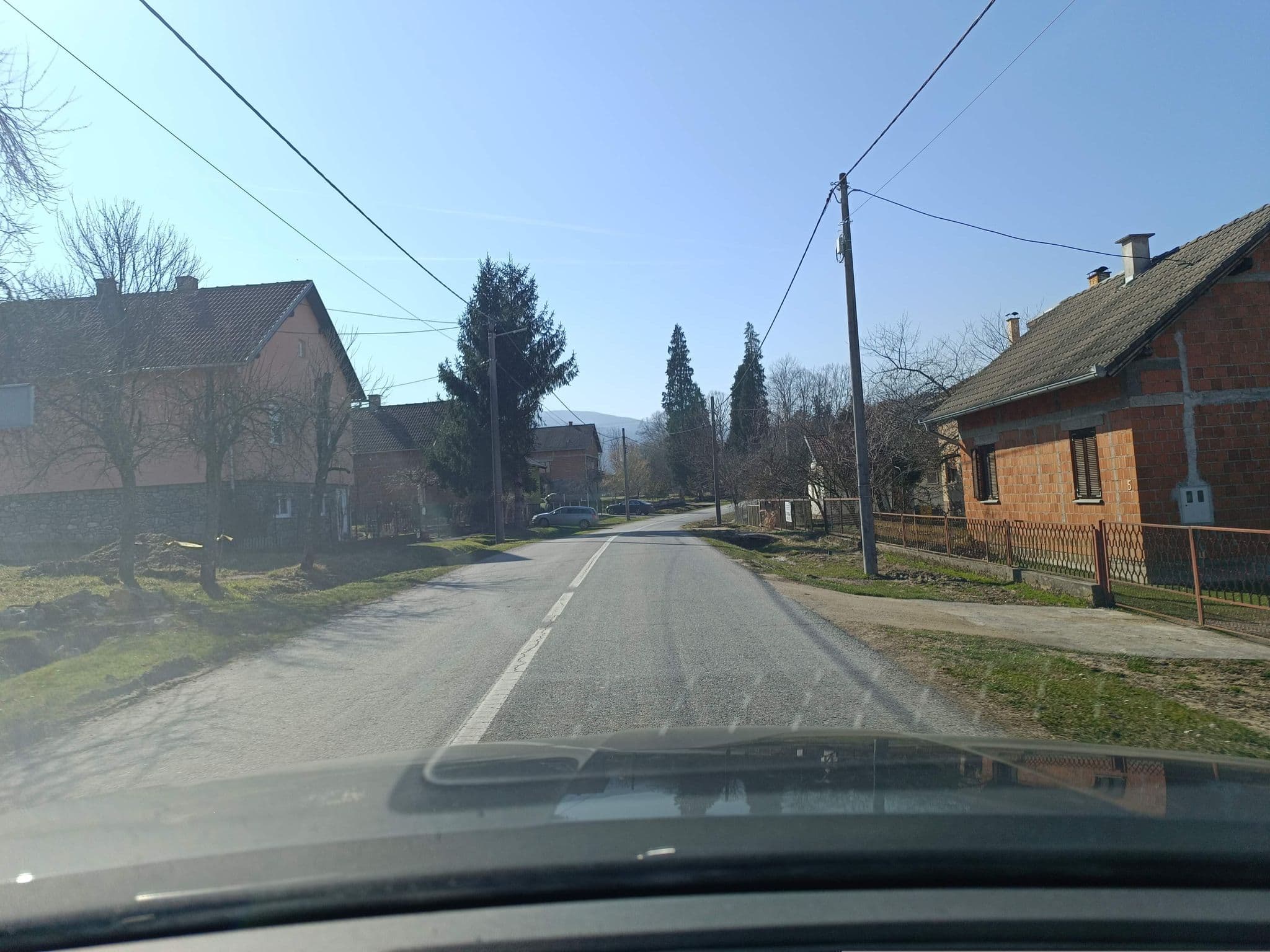 Street view near Little House on Papuk, Velika — © Sarmafanboy (CC BY-SA · Mapillary)