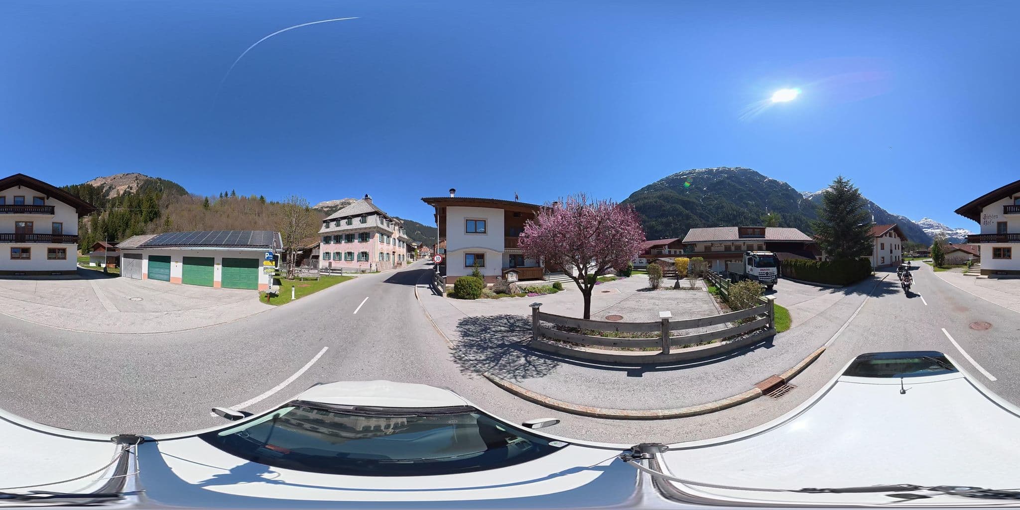 Street view near Fichtenhof, Pettneu