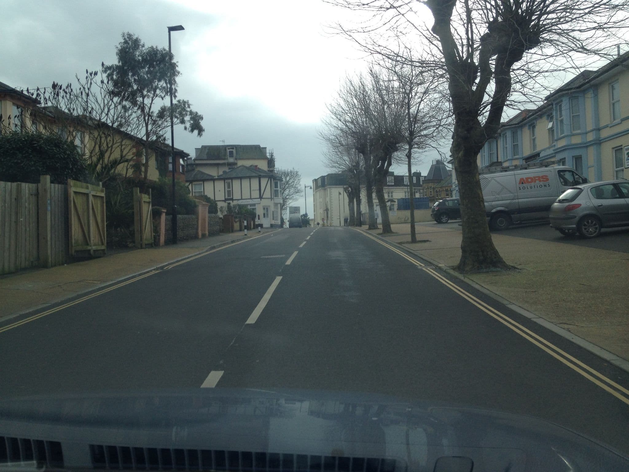 Street view near The Oasis, Sandown — © davidgr (CC BY-SA · Mapillary)