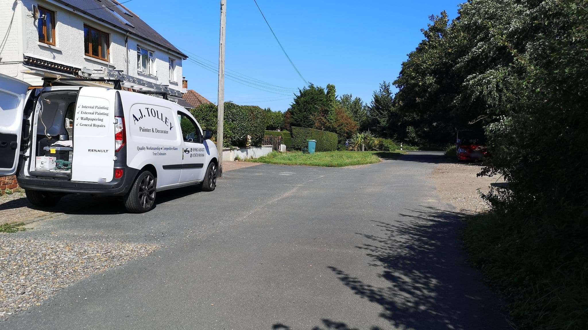 Street view near Greenwood Cottage, Brading — © mappernerd (CC BY-SA · Mapillary)