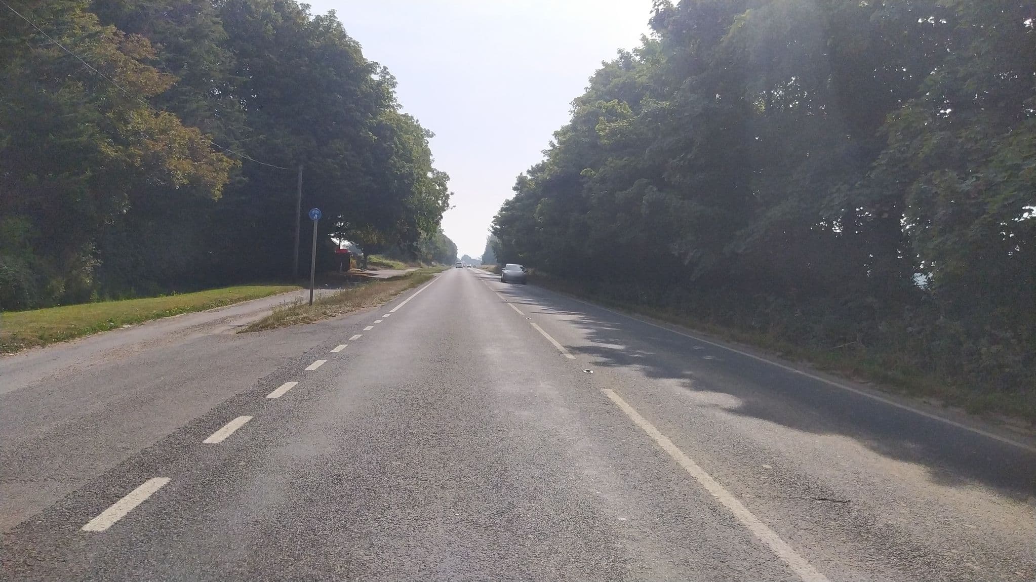 Street view near Abelands Barn, Tangmere — © noid (CC BY-SA · Mapillary)
