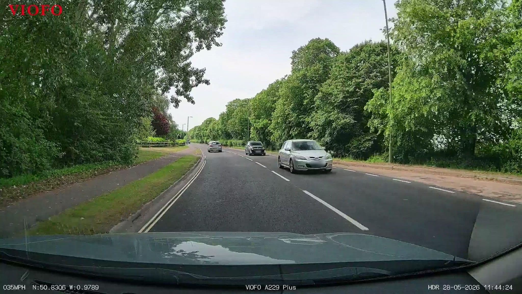 Street view near Finiterre B&B, Havant — © RyanBush (CC BY-SA · Mapillary)