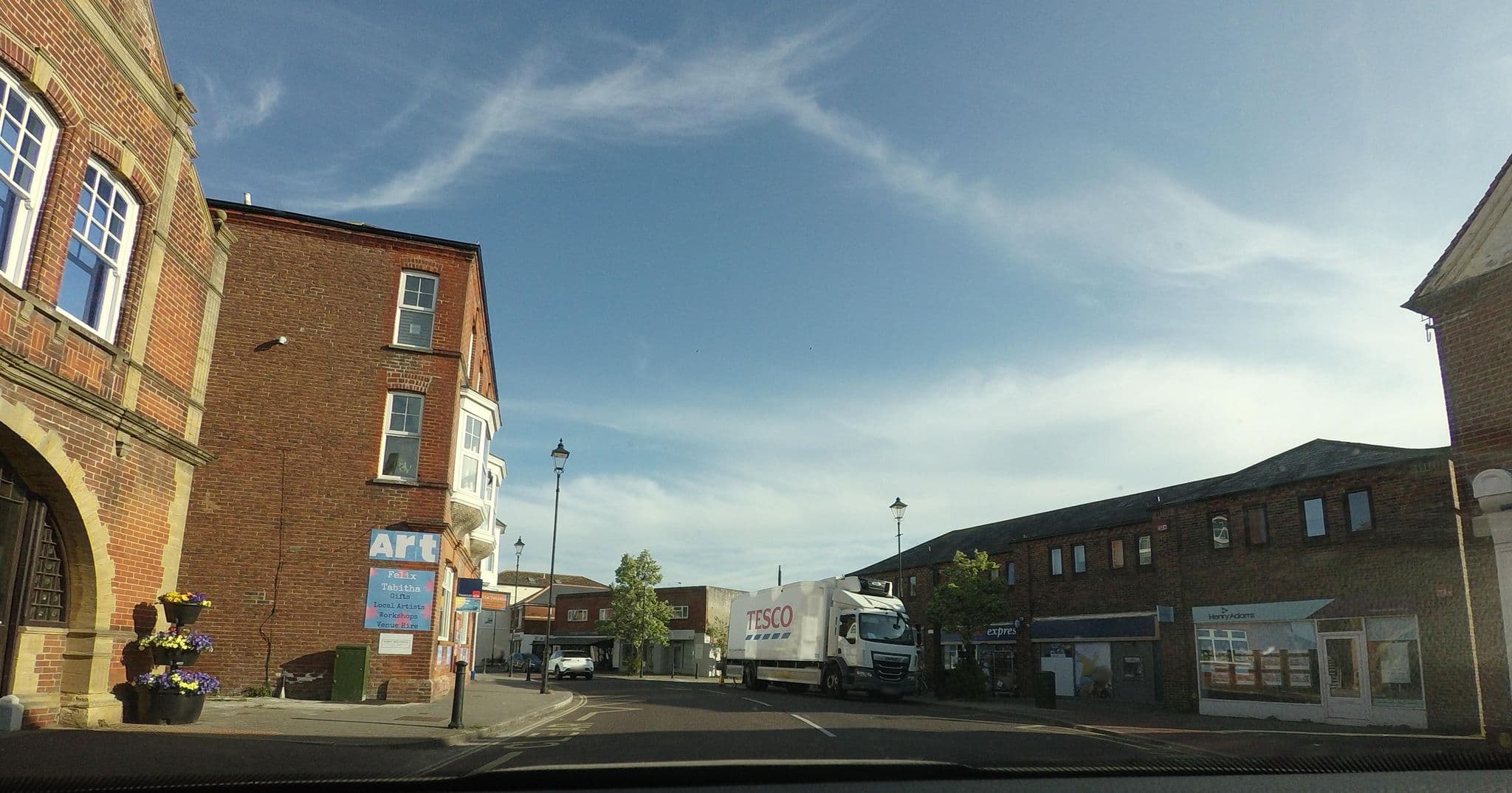 Street view near Pallant Holiday Lettings, Emsworth — © tallguy (CC BY-SA · Mapillary)