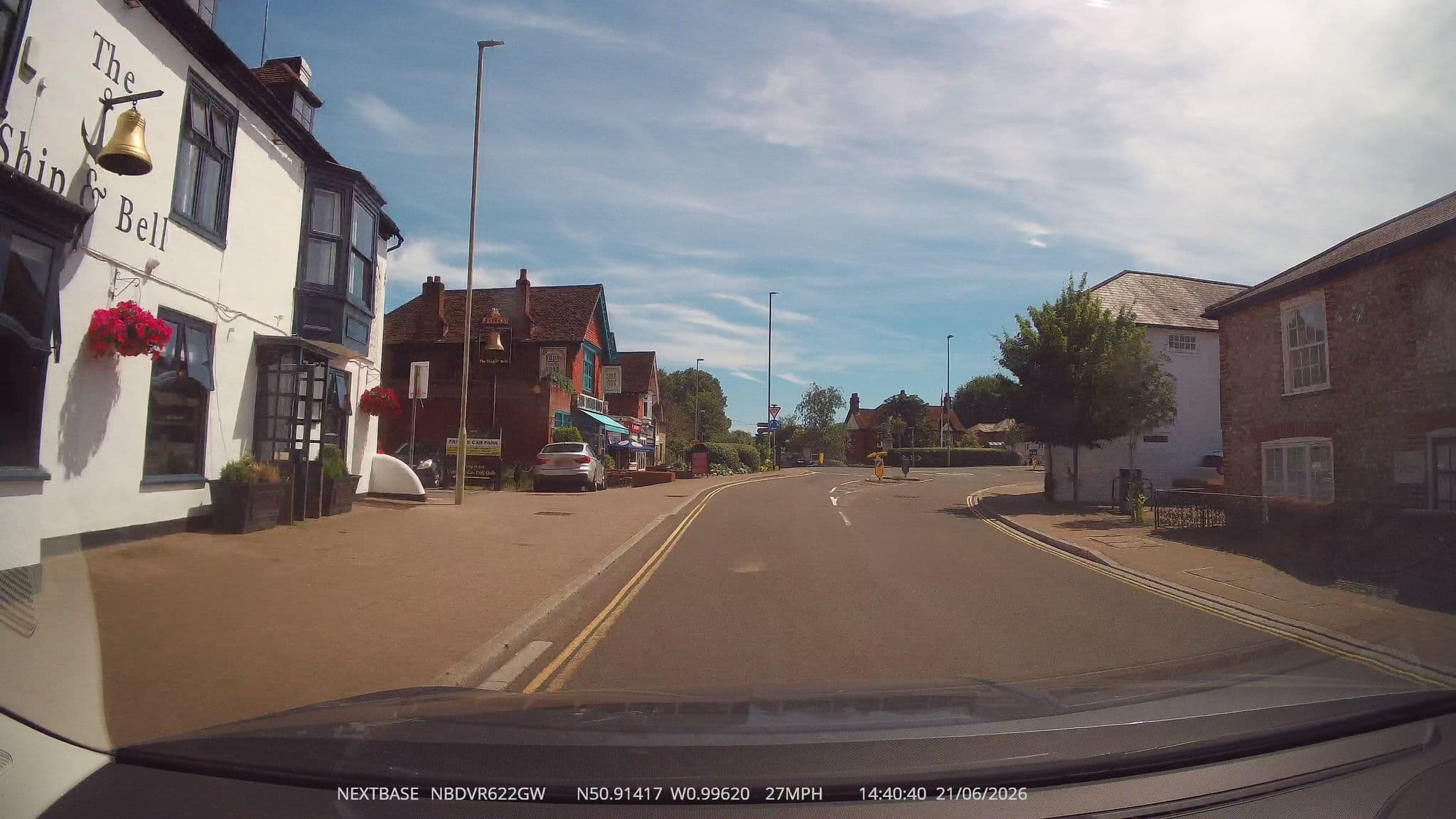 Street view near The Ship & Bell, Cowplain — © swinetown (CC BY-SA · Mapillary)