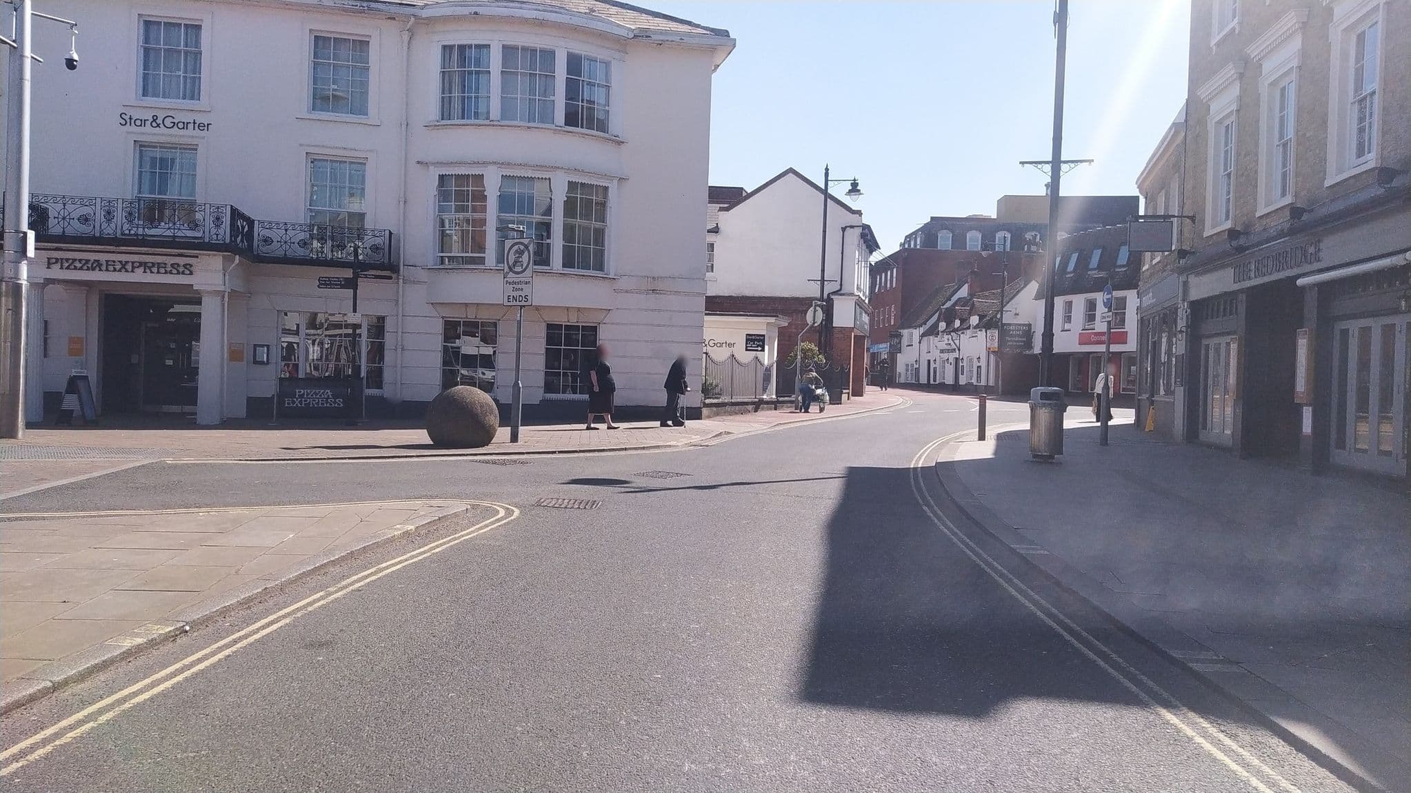 Street view near Danebury Hotel, Andover — © noid (CC BY-SA · Mapillary)