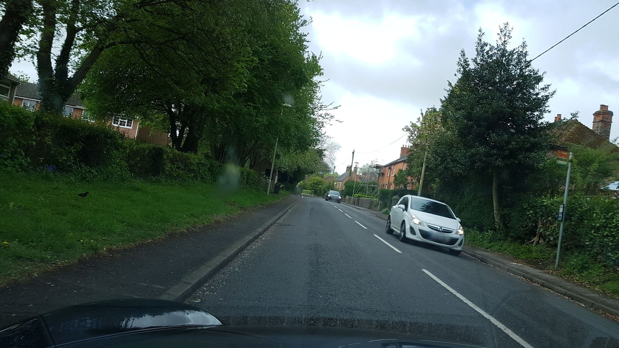 Street view near Holiday Brittany, Kingsclere — © richardc (CC BY-SA · Mapillary)