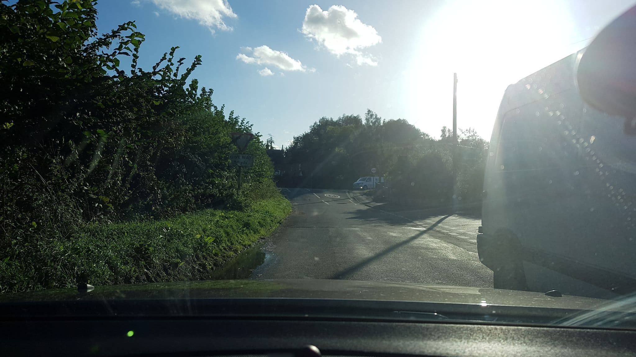 Street view near Hamstead Holt Farm, Kintbury — © themadcabbie (CC BY-SA · Mapillary)