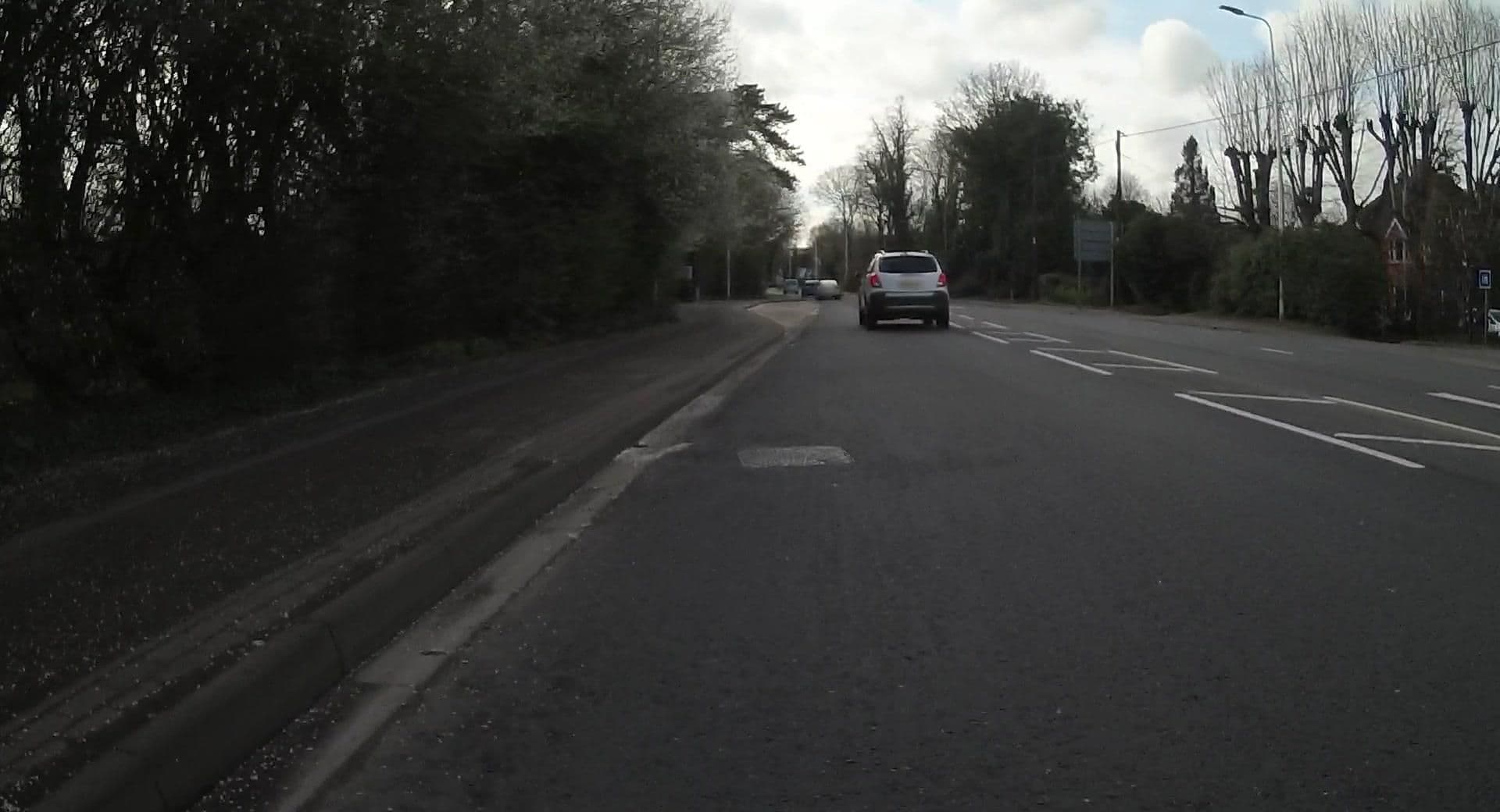 Street view near The Limes, Newbury — © jpennycook (CC BY-SA · Mapillary)