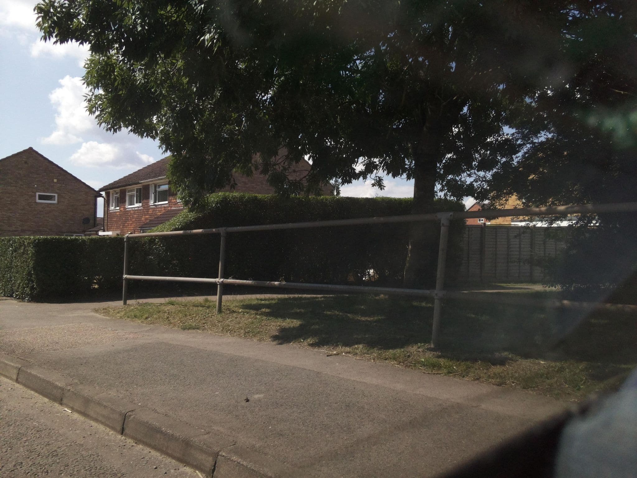 Street view near Best Western Hotel, Midgham, Newbury, Thatcham — © southglos (CC BY-SA · Mapillary)