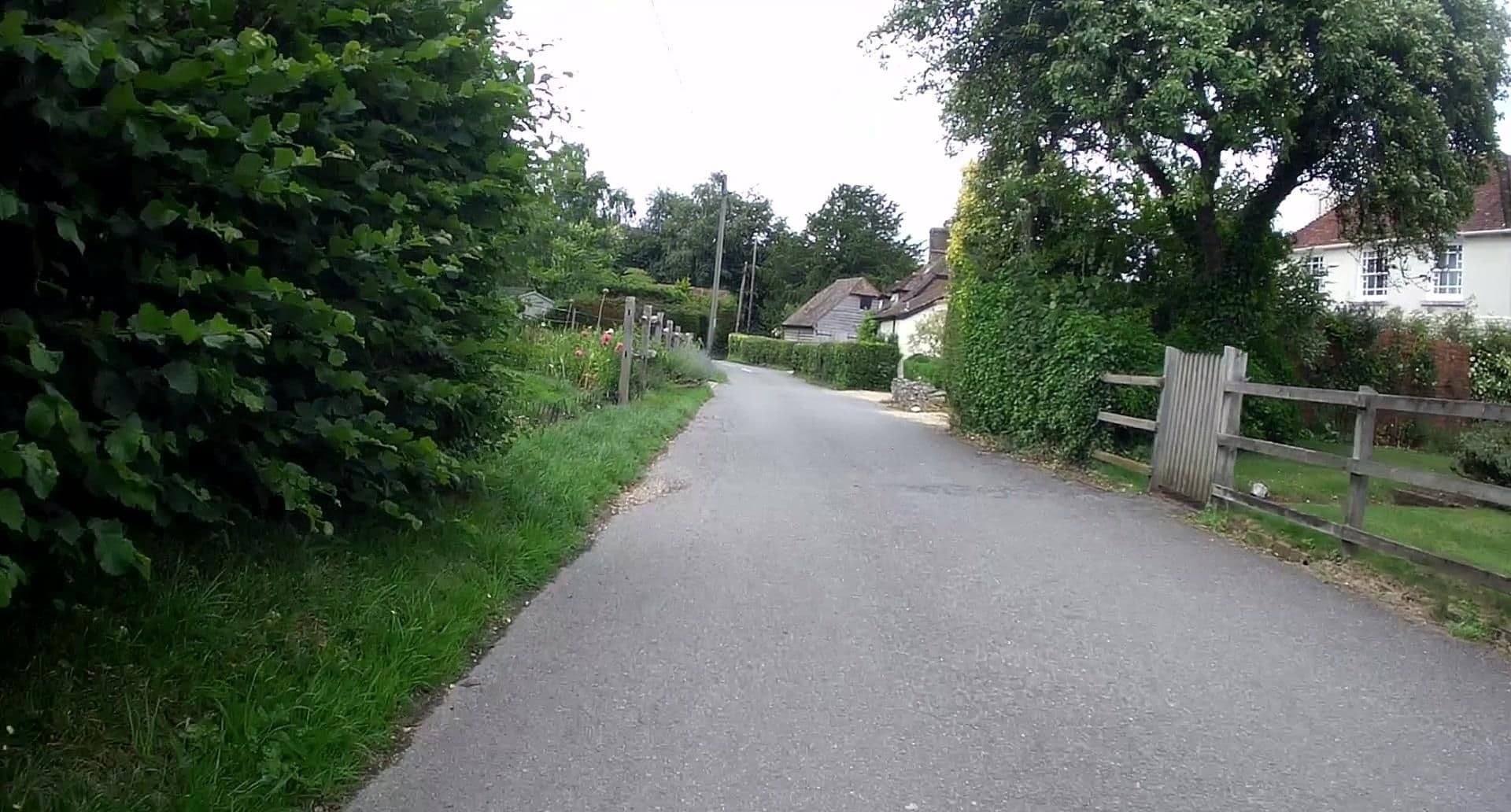 Street view near Old Timbers Bed & Breakfast, Alton — © jpennycook (CC BY-SA · Mapillary)