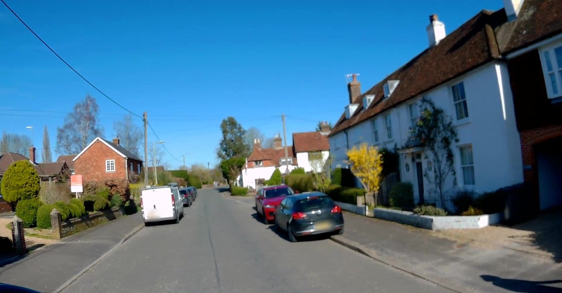 Street view near Alton Grange Hotel, Alton — © jpennycook (CC BY-SA · Mapillary)