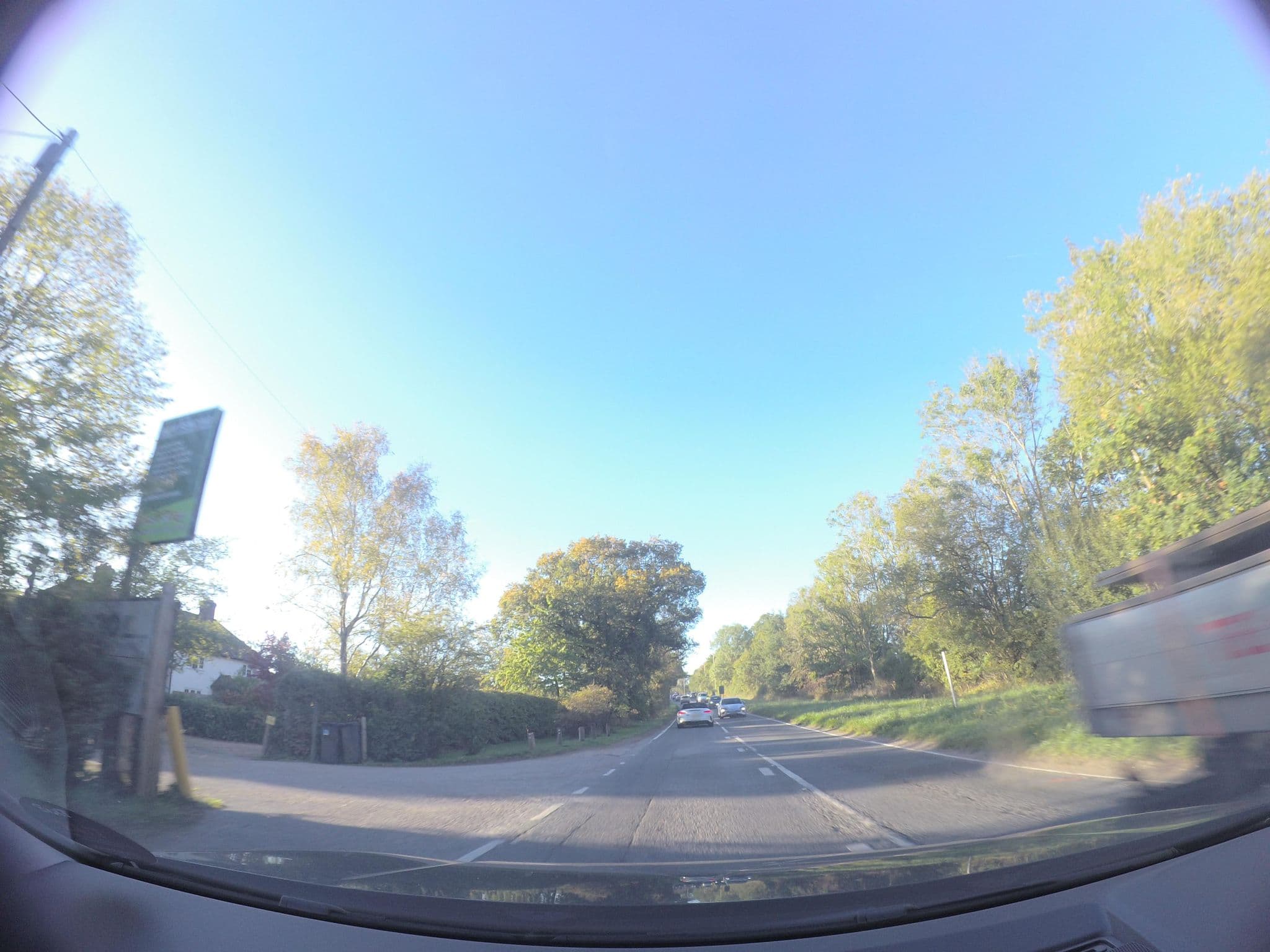 Street view near Cherry Lodge, Hartley Wintney — © 4004 (CC BY-SA · Mapillary)
