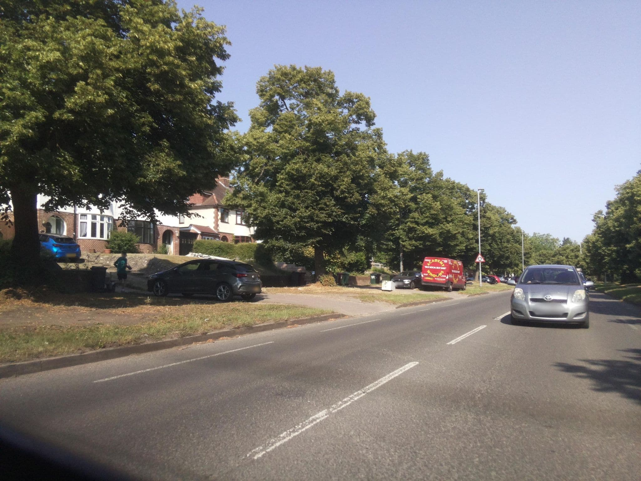 Street view near Whitbread Group, Calcot — © southglos (CC BY-SA · Mapillary)