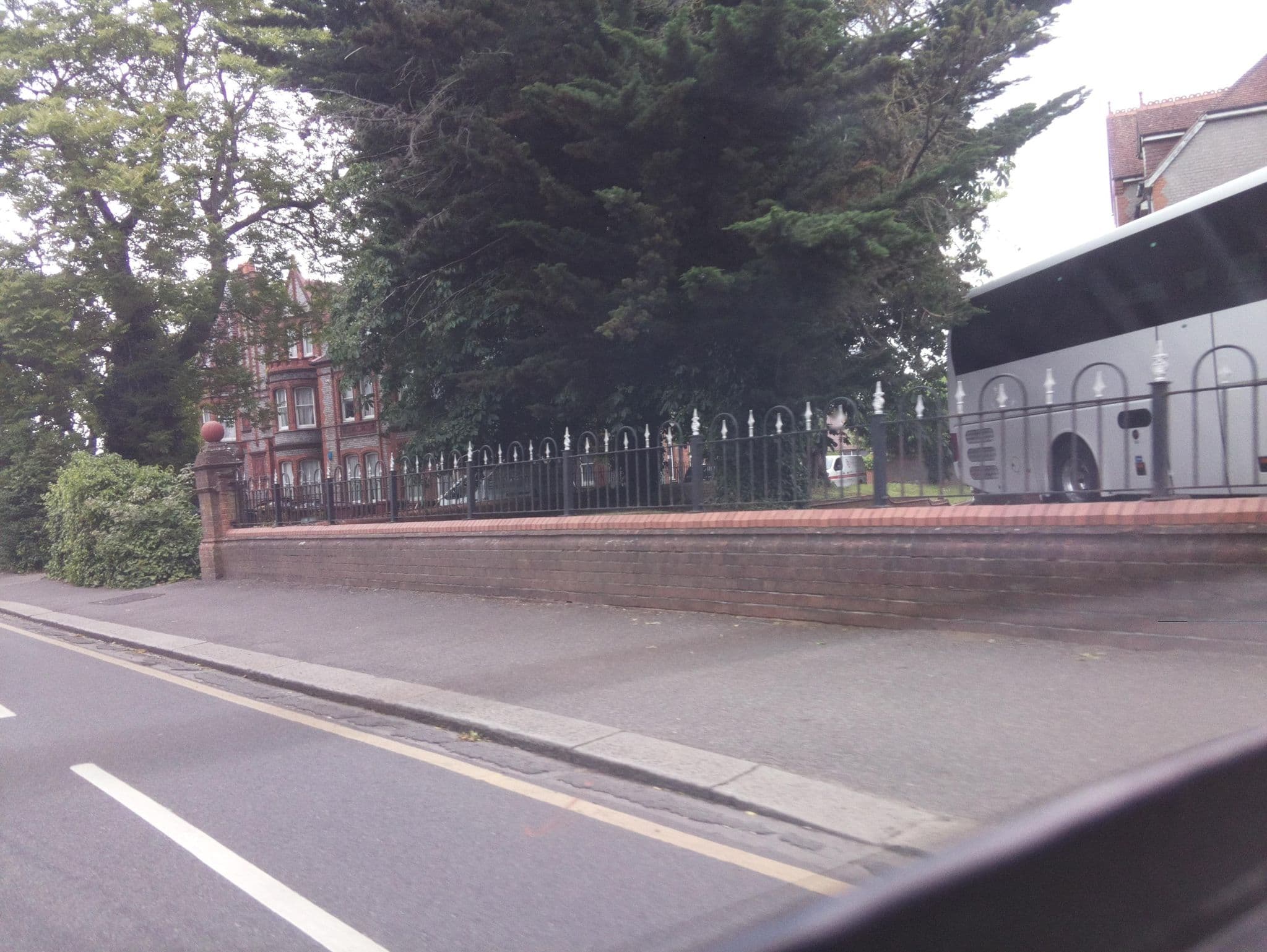 Street view near Sure Hotel, Reading — © southglos (CC BY-SA · Mapillary)