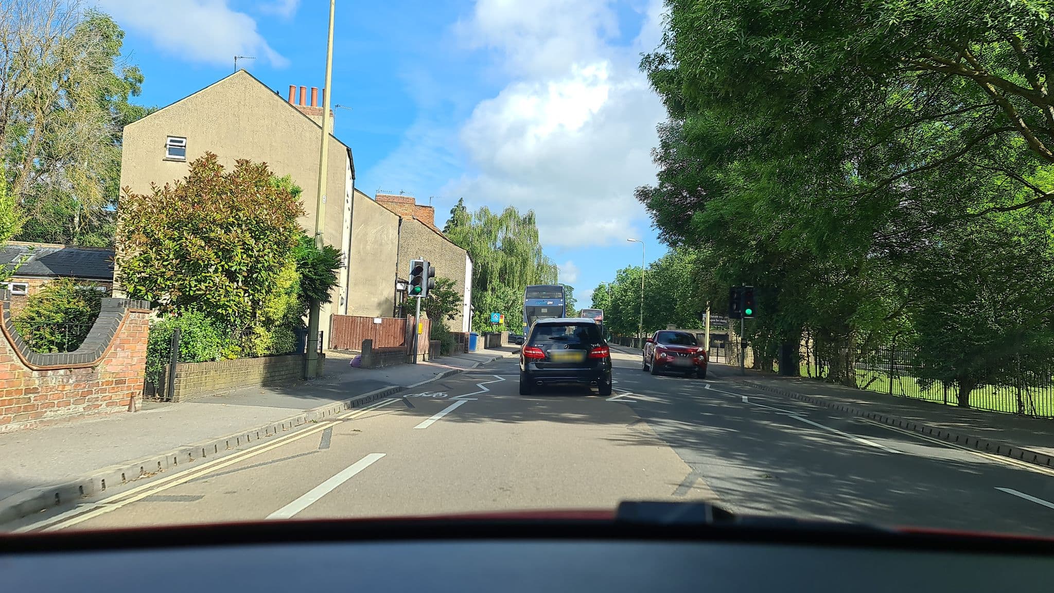 Street view near Victoria Hotel Oxford, Oxford — © alexanderar (CC BY-SA · Mapillary)