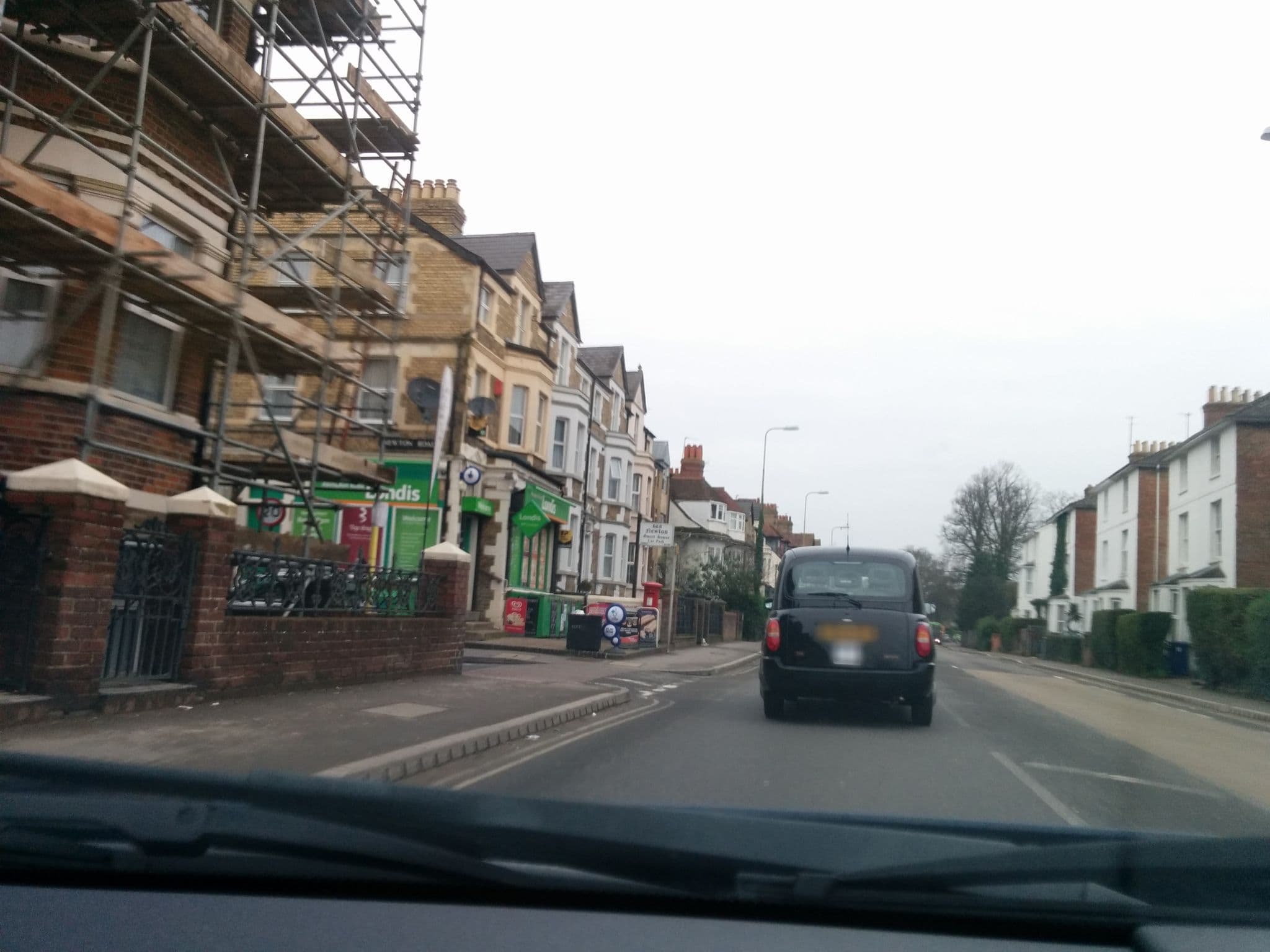 Street view near The Falcon Inn, Oxford — © iknowjoseph (CC BY-SA · Mapillary)