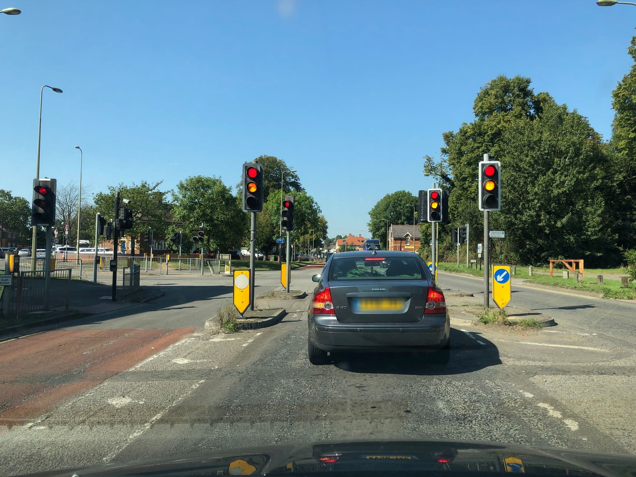 Street view near Travelodge, Oxford — © laye (CC BY-SA · Mapillary)