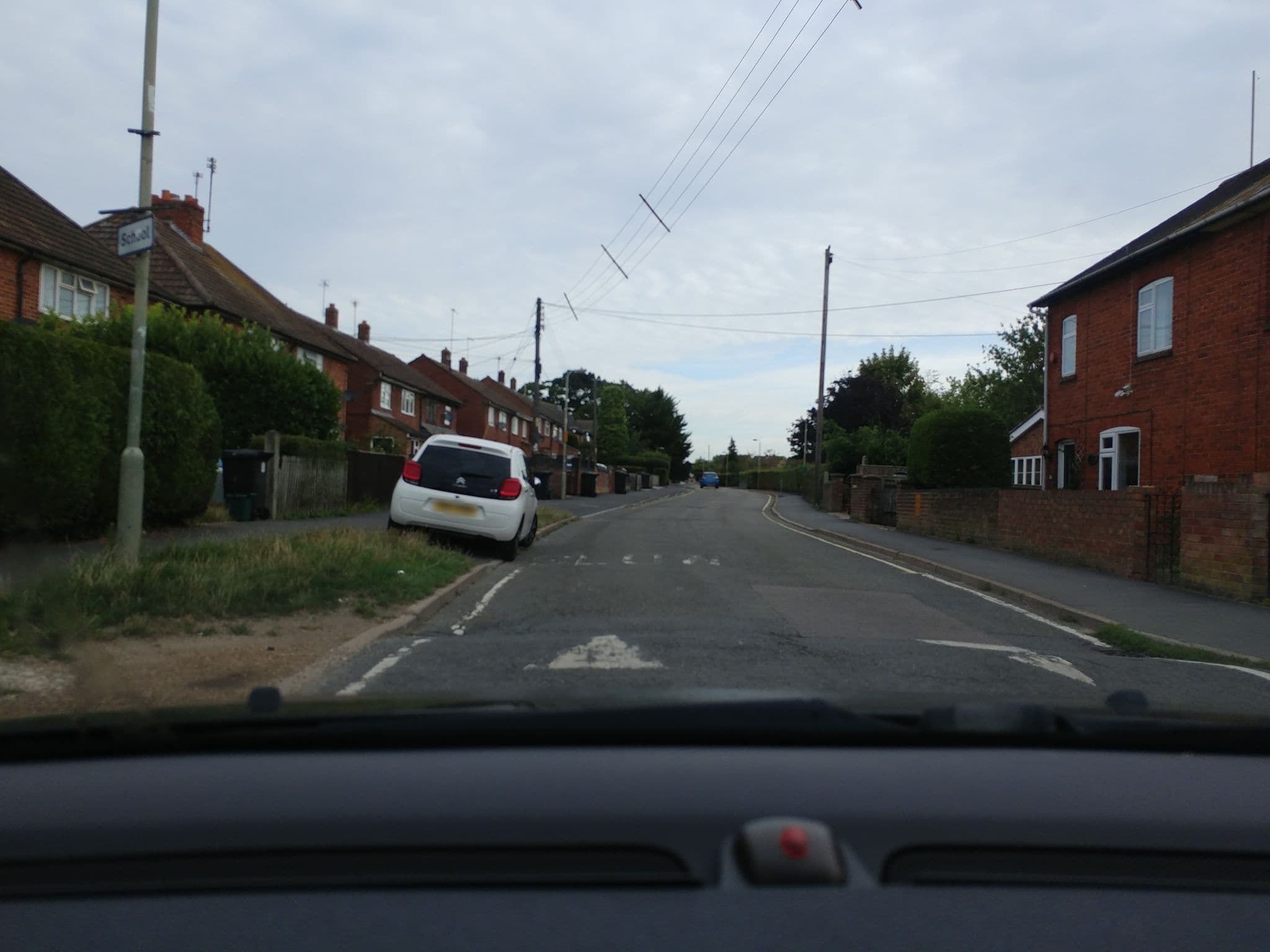 Street view near Hirers Dance Studio & Sports Hall, Wallingford — © maciozo (CC BY-SA · Mapillary)