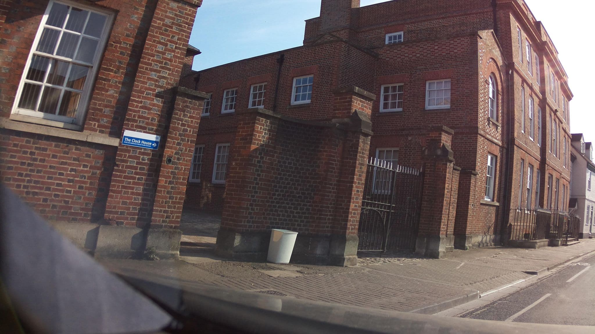 Street view near The Plough Hotel, Abingdon — © southglos (CC BY-SA · Mapillary)