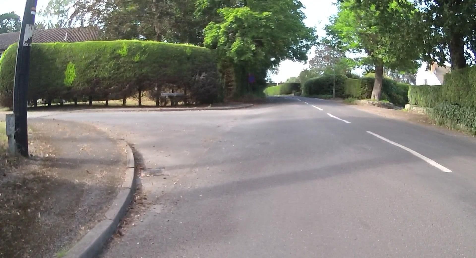 Street view near St Gallen, Compton — © jpennycook (CC BY-SA · Mapillary)