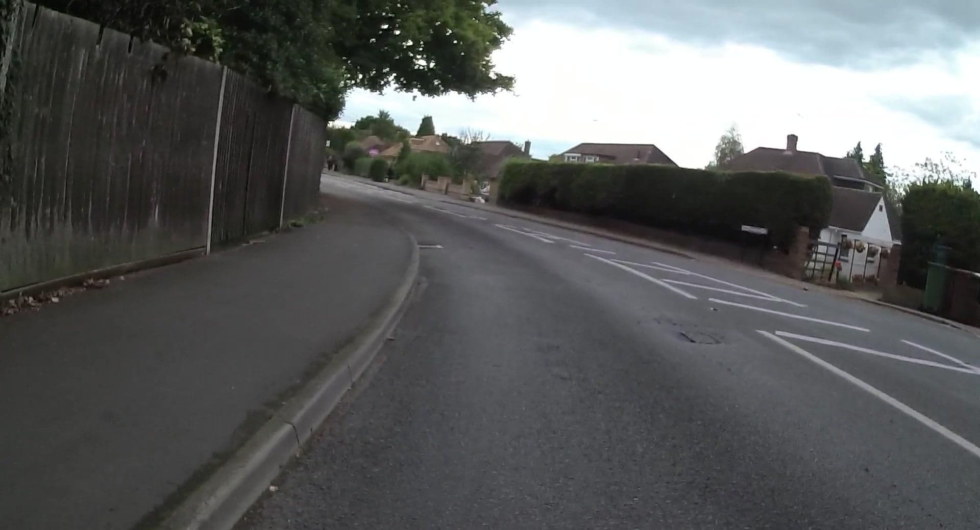 Street view near Lakeside International Hotel, Deepcut — © jpennycook (CC BY-SA · Mapillary)