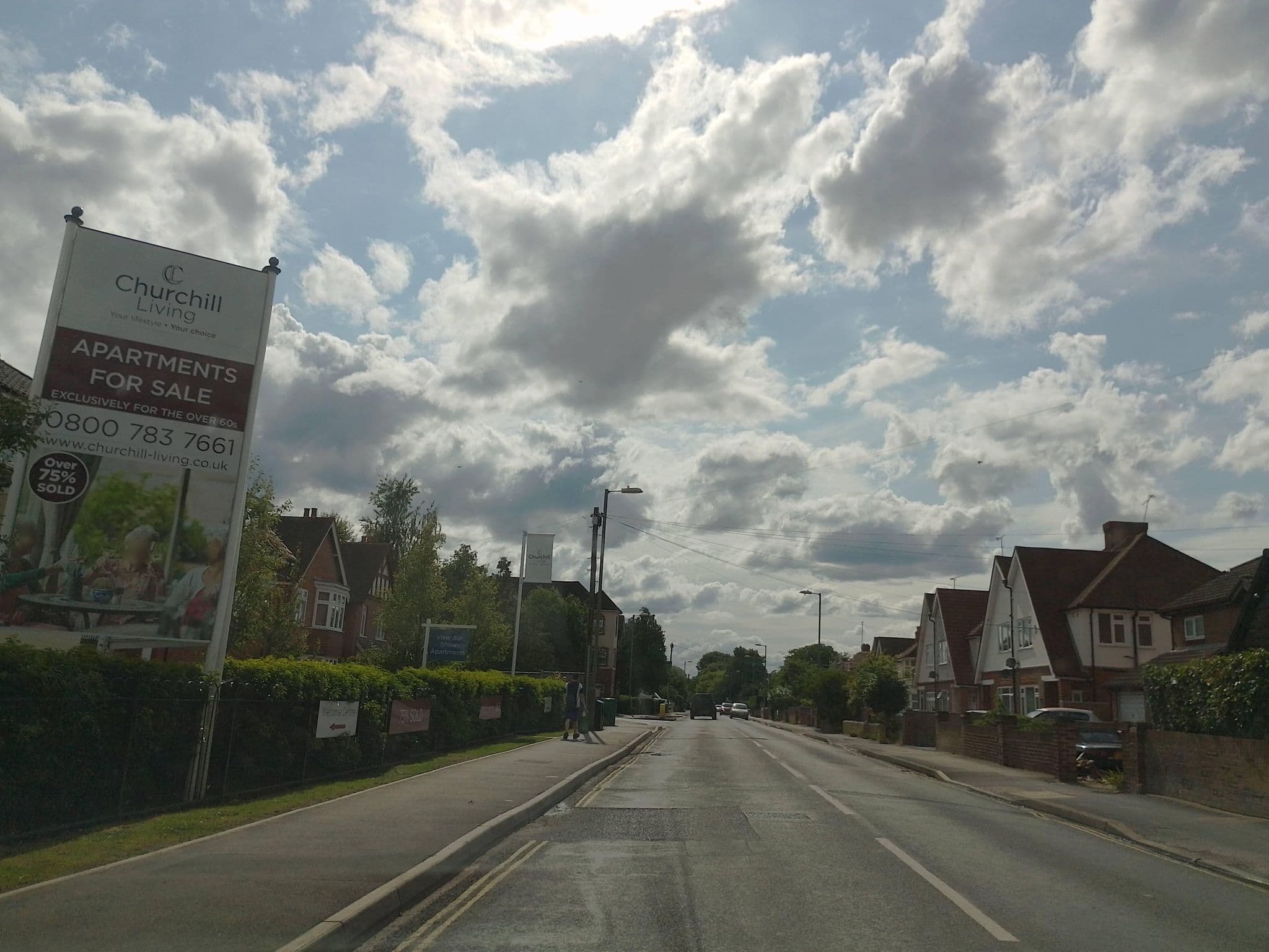 Street view near Amber Lodge, Farnborough — © laye (CC BY-SA · Mapillary)