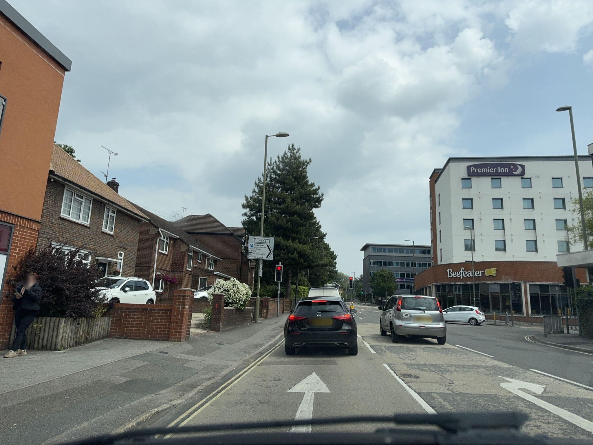 Street view near House of Fisher- Solstice House Apartments, Farnborough — © laye (CC BY-SA · Mapillary)