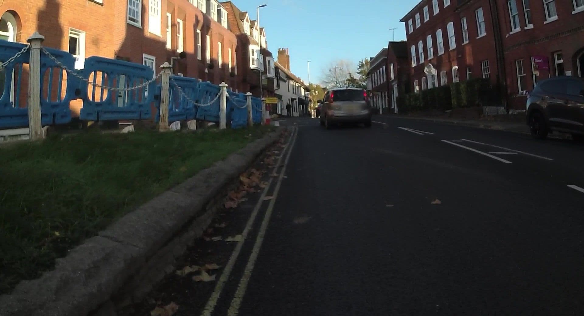 Street view near Berkshire Rooms at Wokingham Apartments, Wokingham — © jpennycook (CC BY-SA · Mapillary)