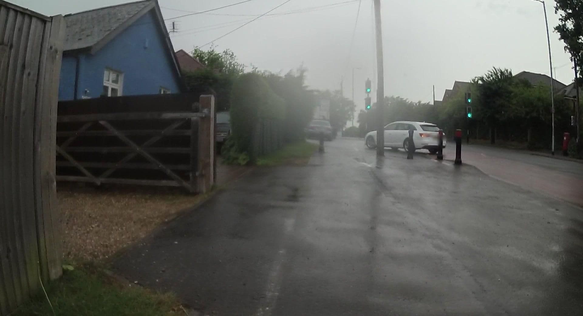 Street view near Tenterden Guest House, Bracknell — © jpennycook (CC BY-SA · Mapillary)