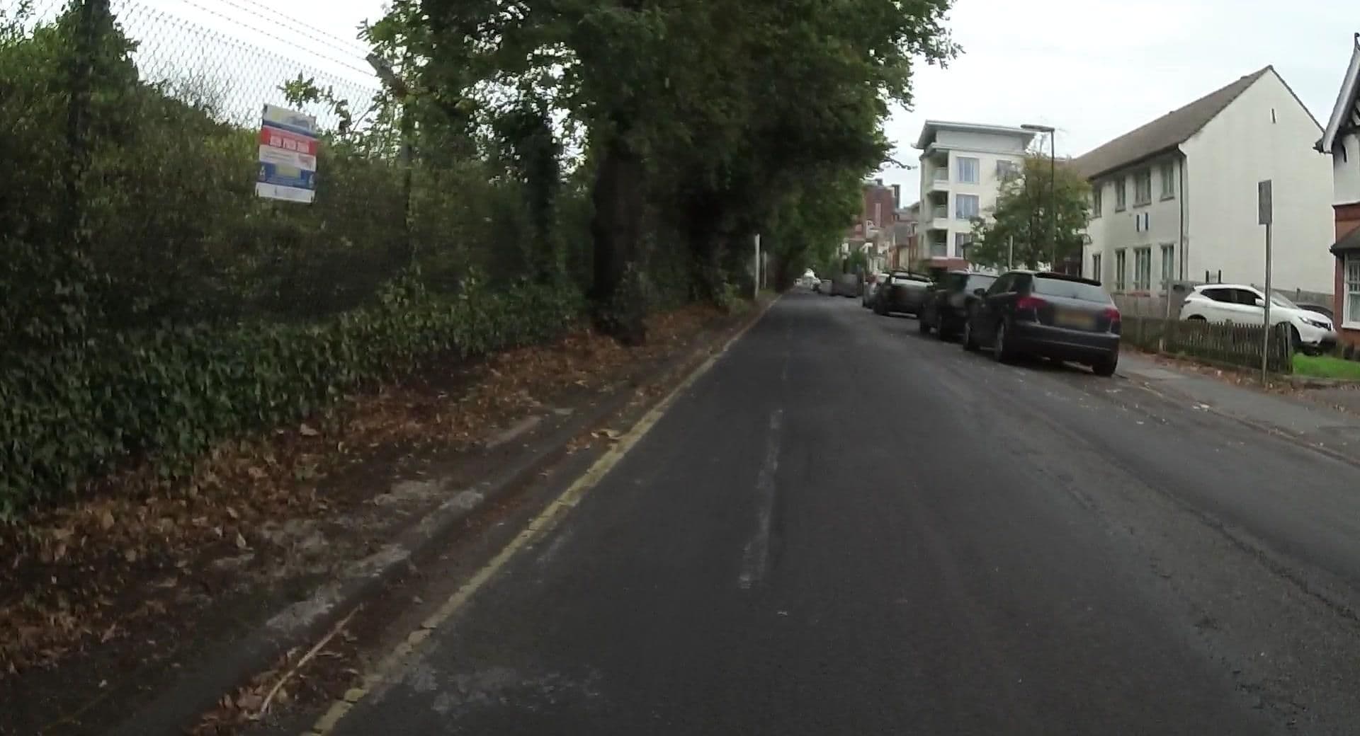 Street view near Maybury Lodge Hotel, Woking — © jpennycook (CC BY-SA · Mapillary)