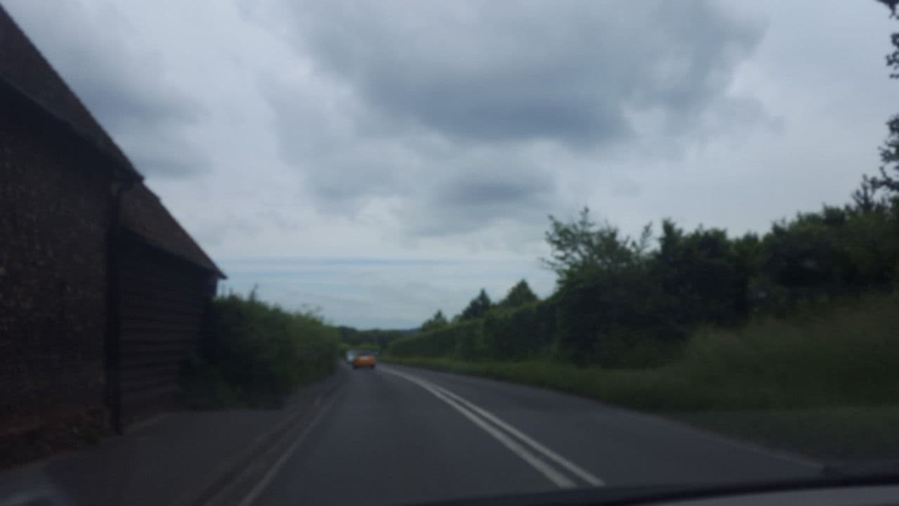 Street view near Black Boys Inn, Henley-on-Thames — © domdomegg (CC BY-SA · Mapillary)