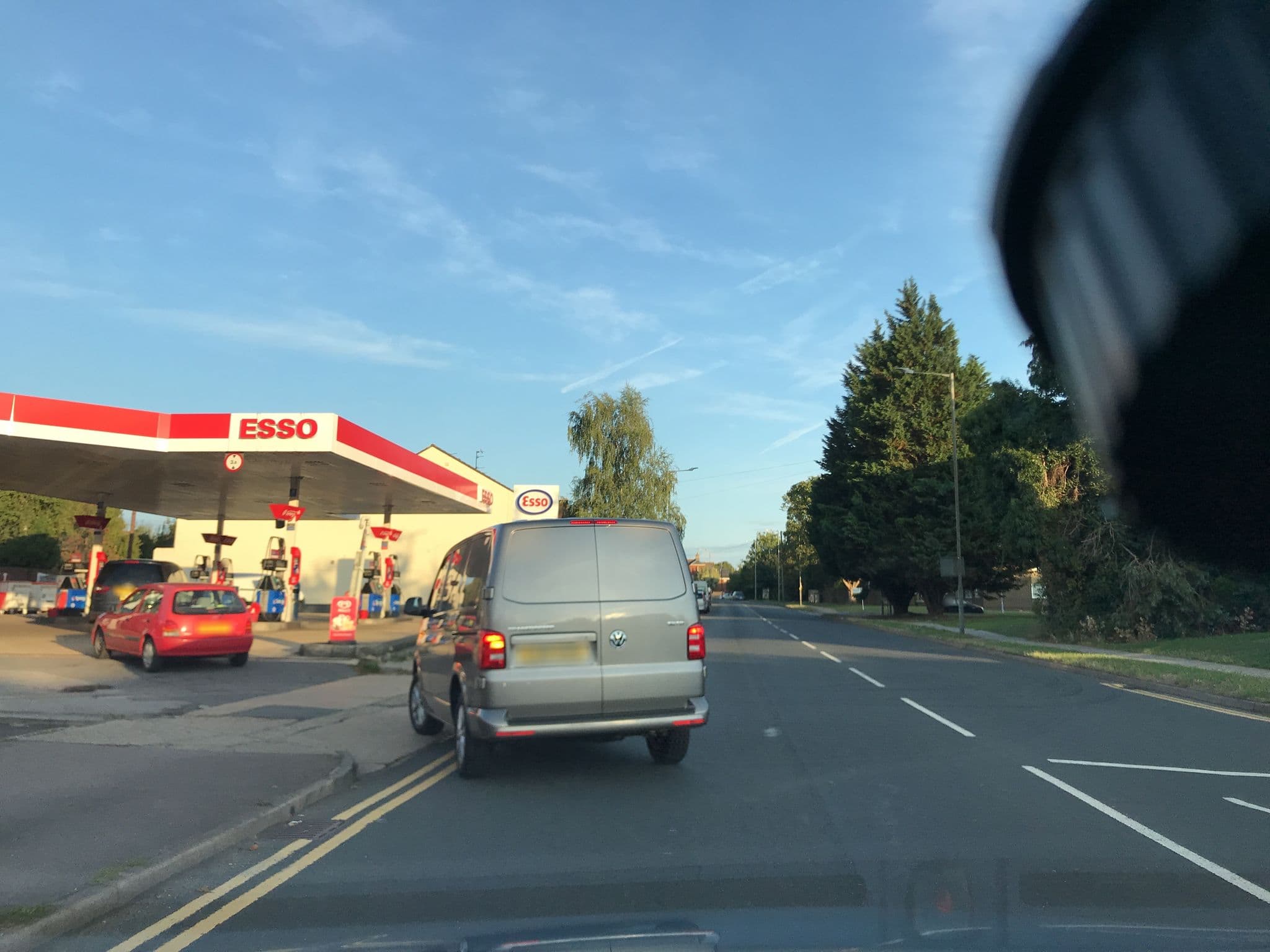 Street view near The Broad Leys, Aylesbury — © miguelcardosouk (CC BY-SA · Mapillary)
