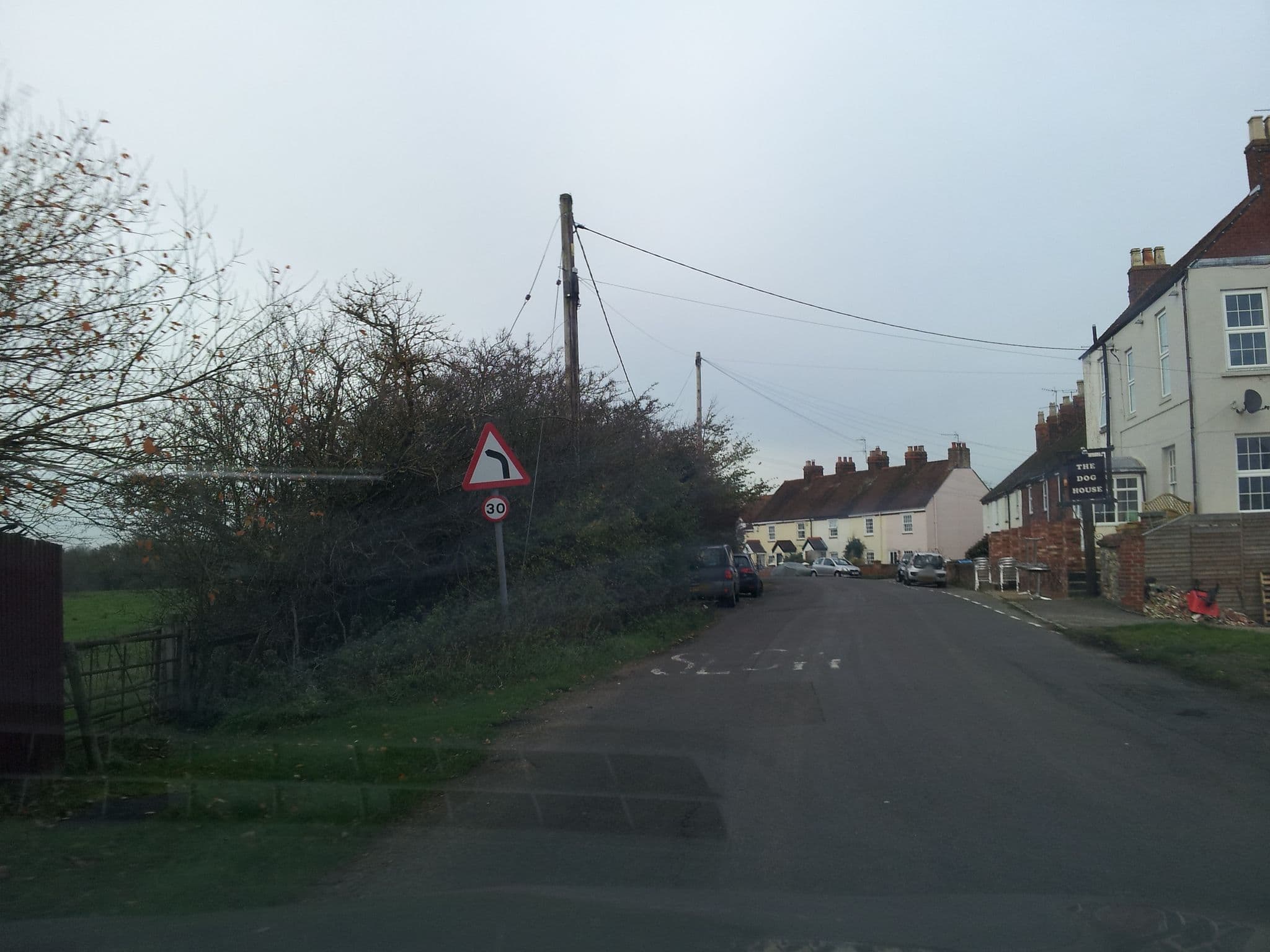 Street view near The Dog House, Bierton — © adam2 (CC BY-SA · Mapillary)