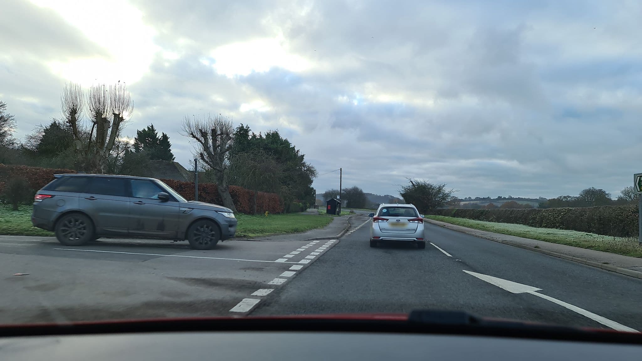 Street view near The Rose & Crown, Princes Risborough — © alexanderar (CC BY-SA · Mapillary)