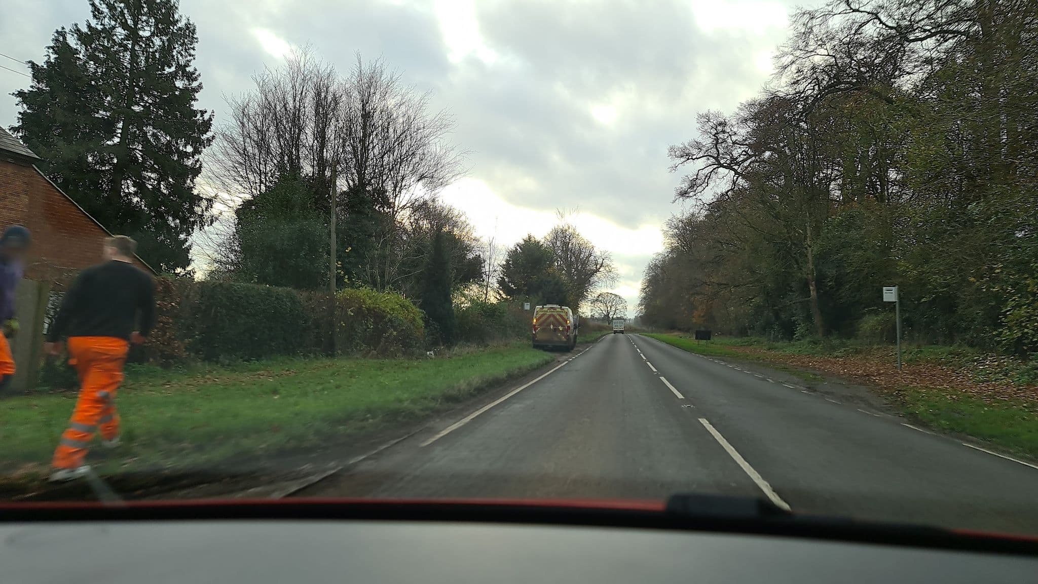 Street view near Mayertorne Cottage, Wendover — © alexanderar (CC BY-SA · Mapillary)