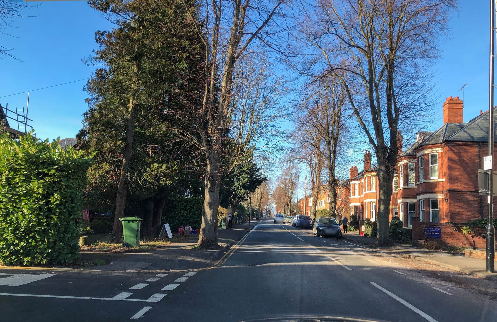 Street view near Farndale House, Kenilworth — © laye (CC BY-SA · Mapillary)