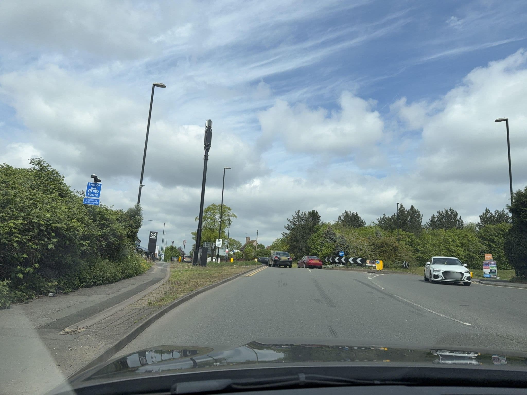 Street view near The Glengary, Ryton on Dunsmore — © editid (CC BY-SA · Mapillary)