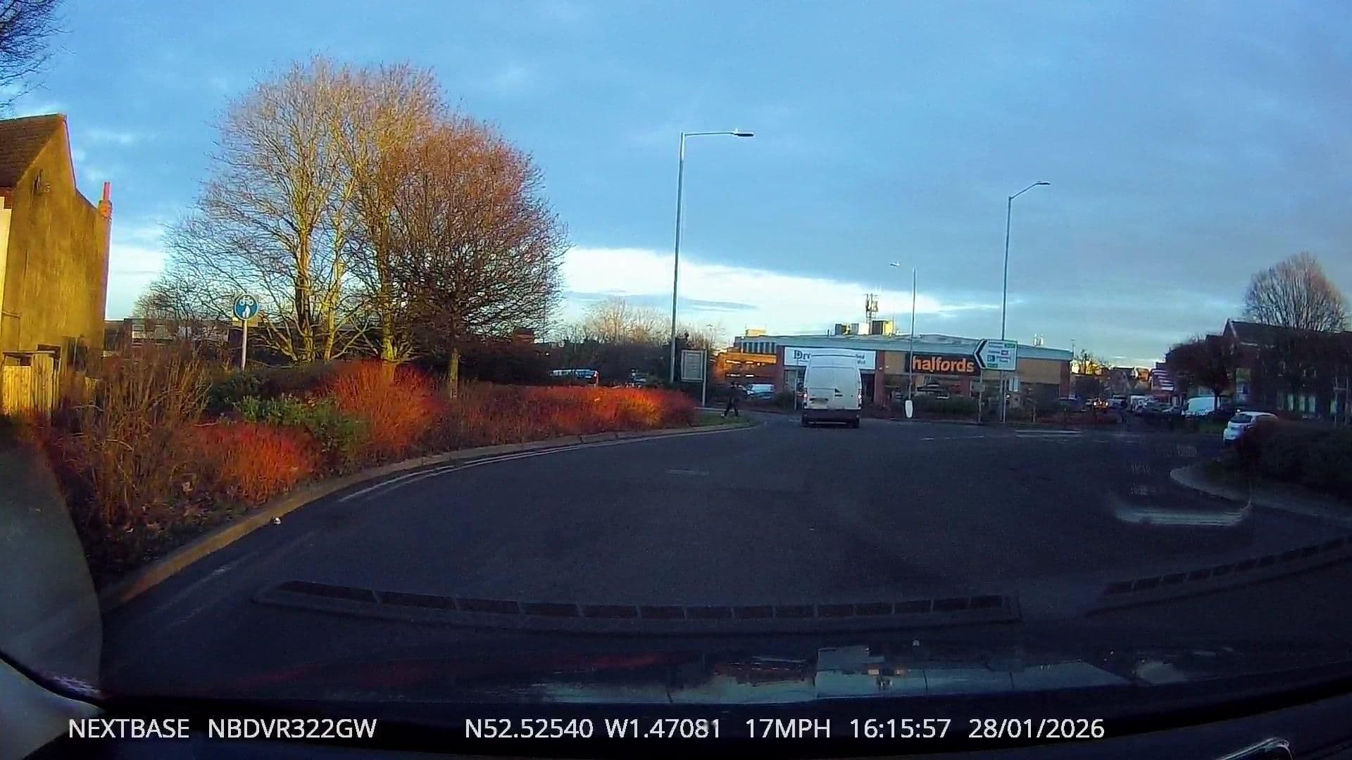 Street view near Abbey Green View, Nuneaton — © tallguy (CC BY-SA · Mapillary)