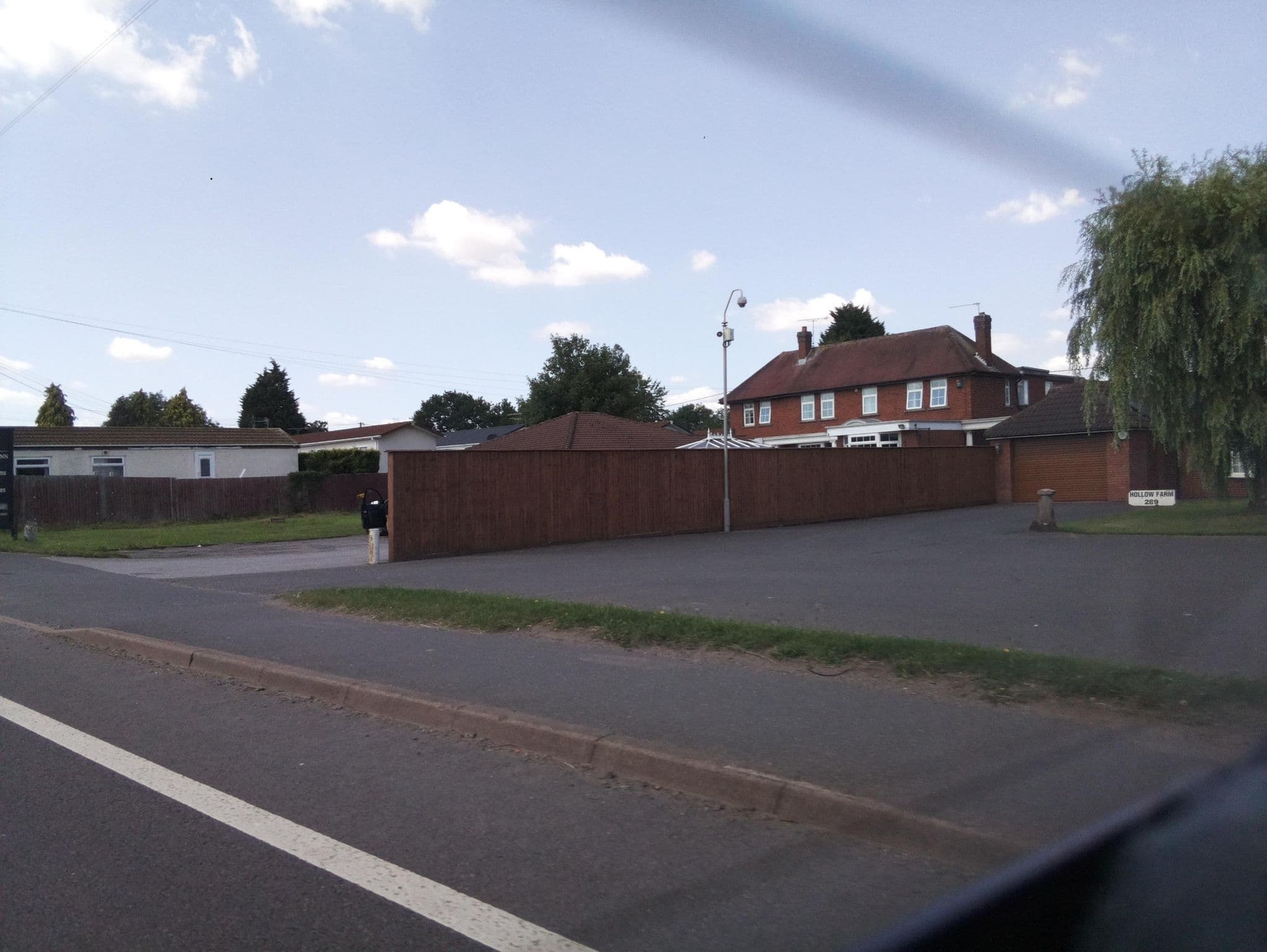 Street view near The Watling Inn, Nuneaton — © southglos (CC BY-SA · Mapillary)
