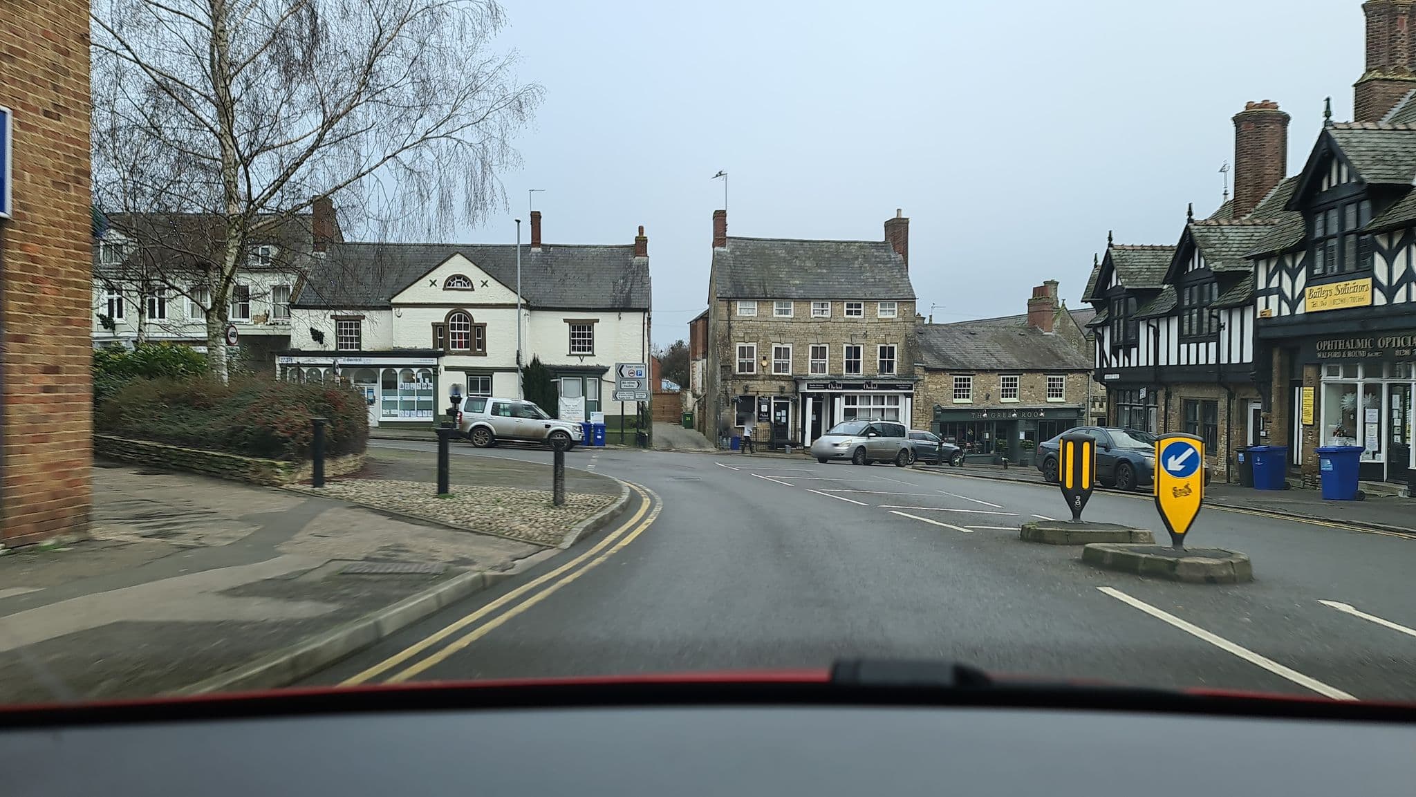 Street view near Serenum, Brackley — © alexanderar (CC BY-SA · Mapillary)